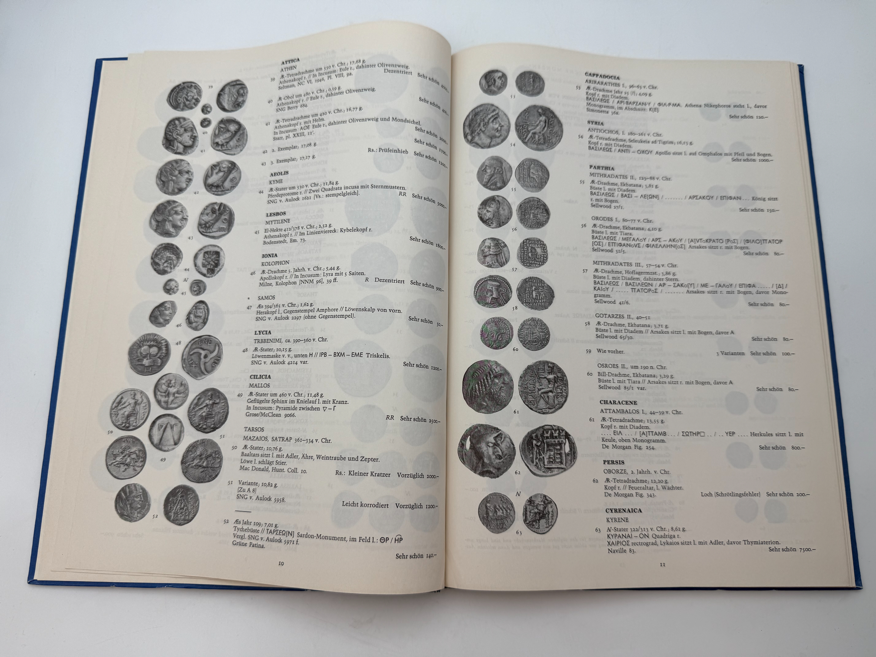Catalogs / Numismatic Literature - A pair of auction catalogs from Germany which, among other things, contain ... - 1 8