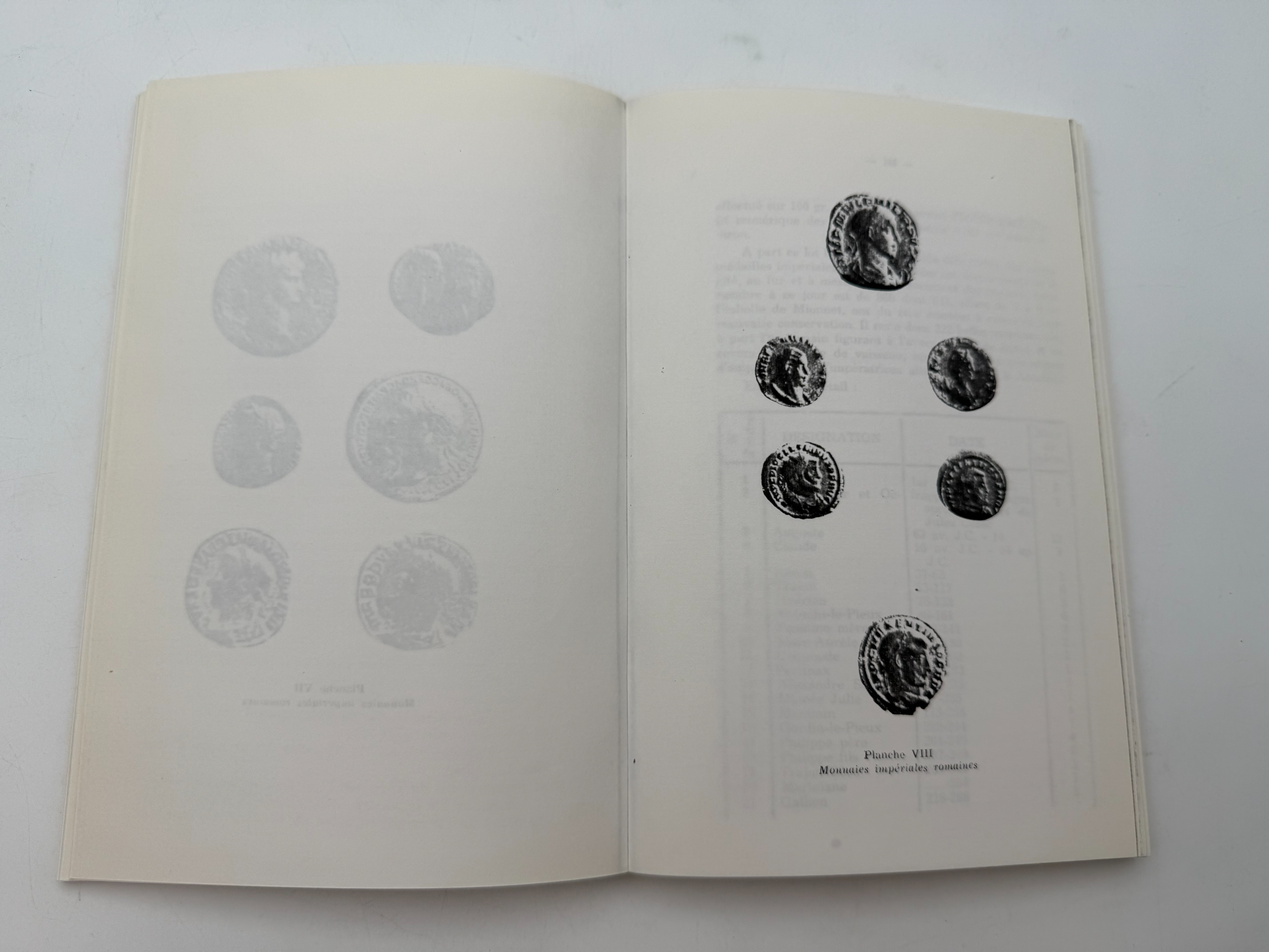 Catalogs / Numismatic Literature - A very large collection of numismatic information, some of it on the subject of ... - 1 1