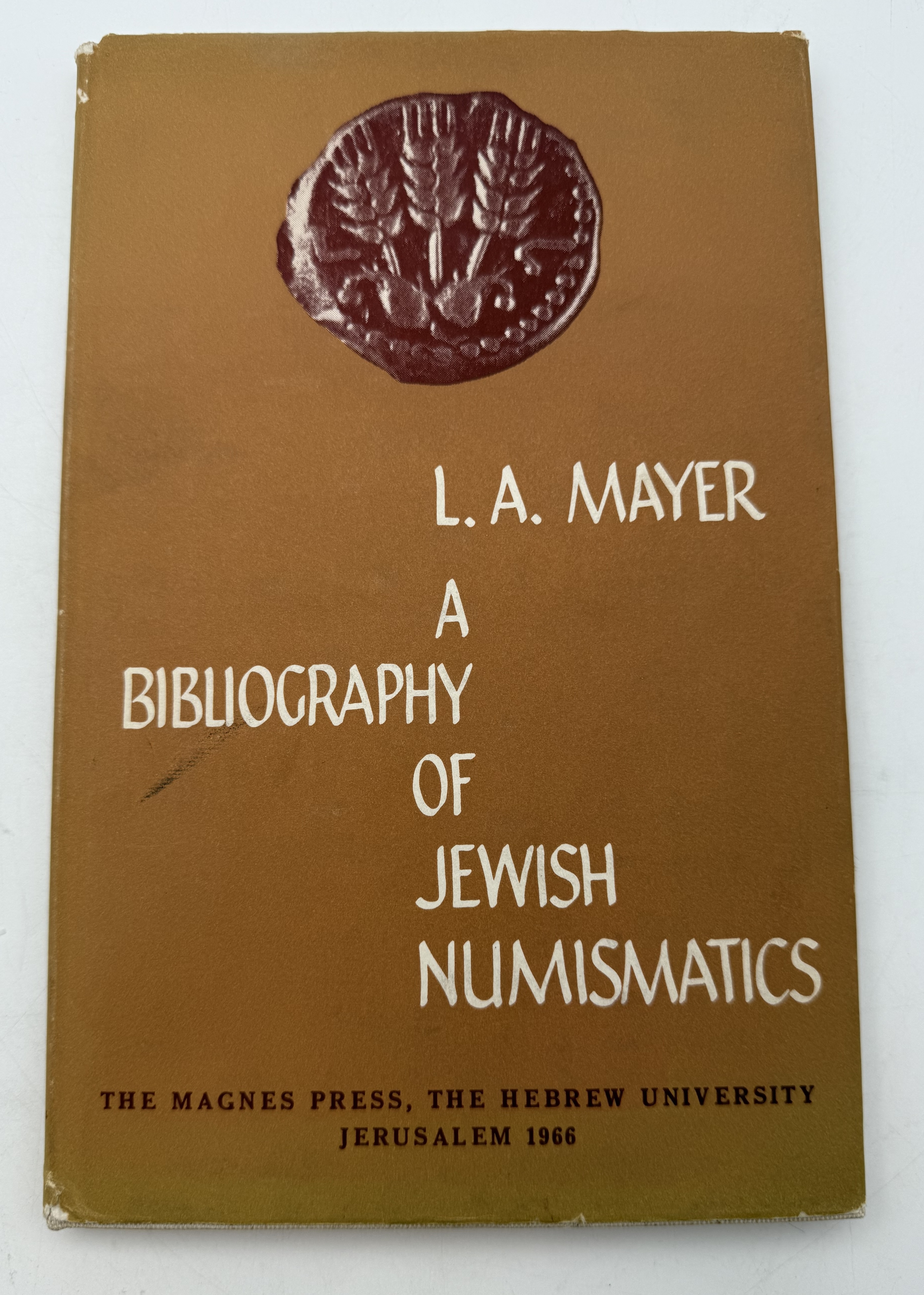 Catalogs / Numismatic Literature - A very large collection of numismatic information, some of it on the subject of ... - 1 2