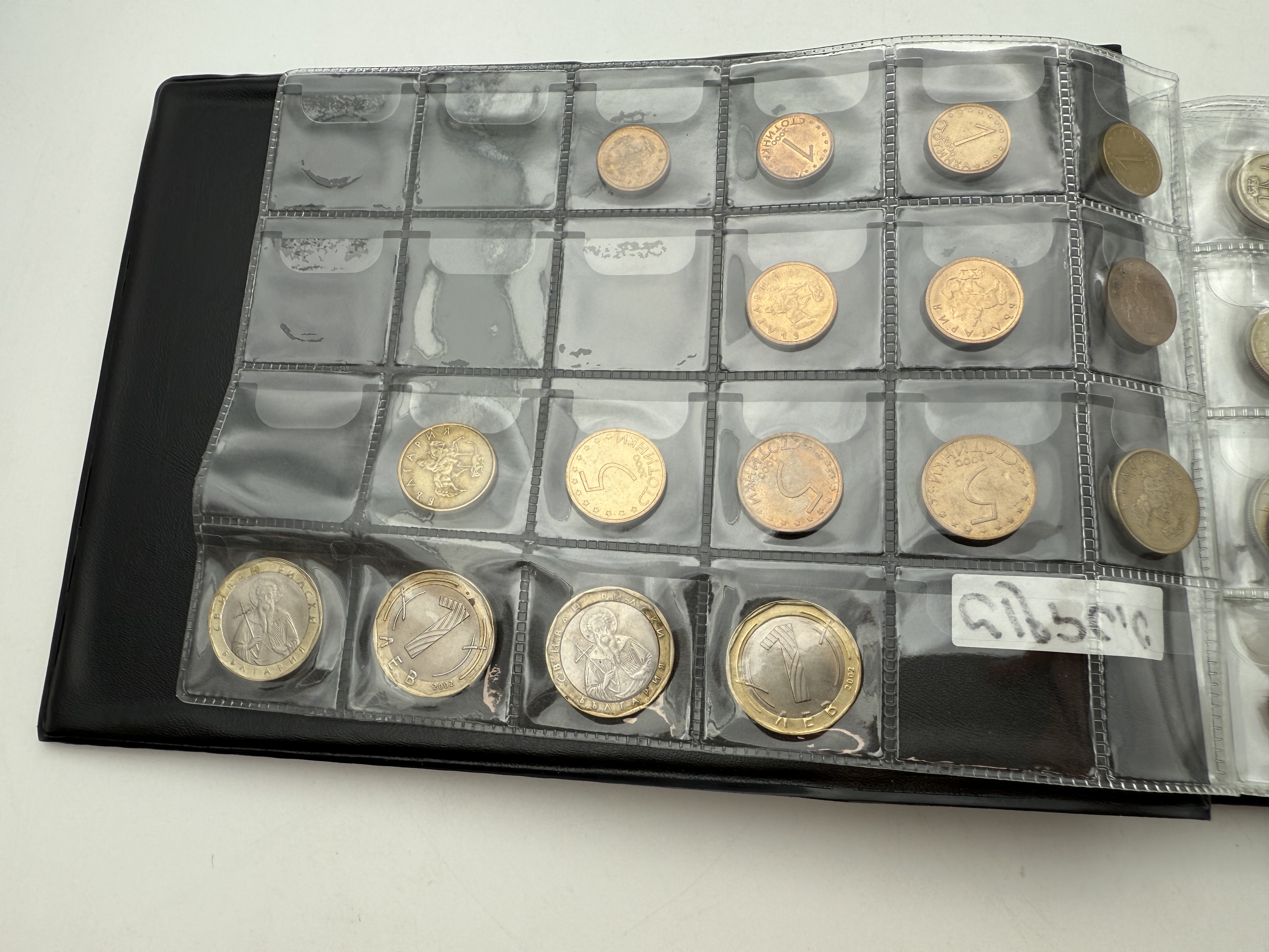 Bulgaria / Australia - A collection of several hundred coins arranged in a special coin album, various conditions ... - 1 20
