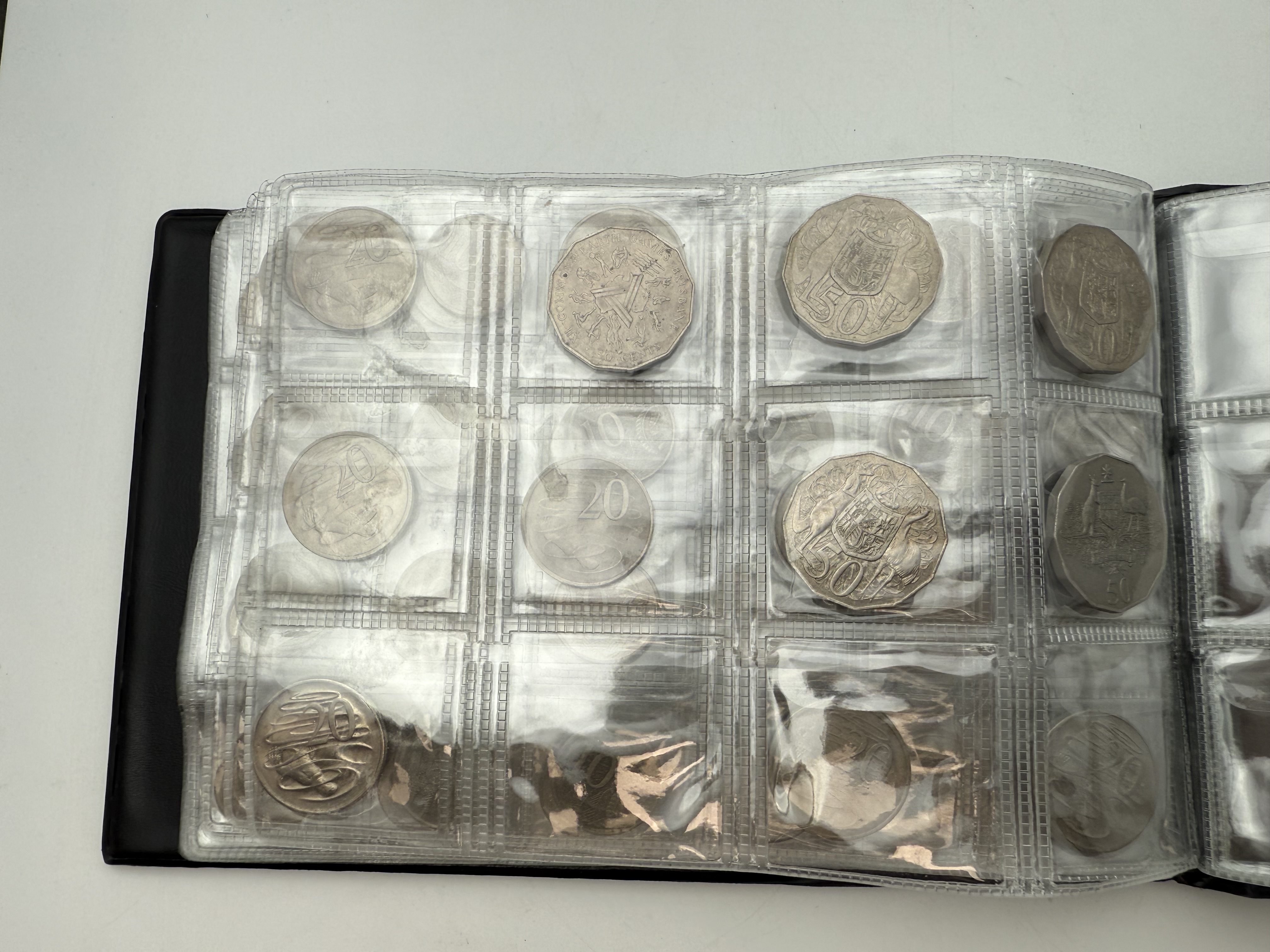 Bulgaria / Australia - A collection of several hundred coins arranged in a special coin album, various conditions ... - 1 17