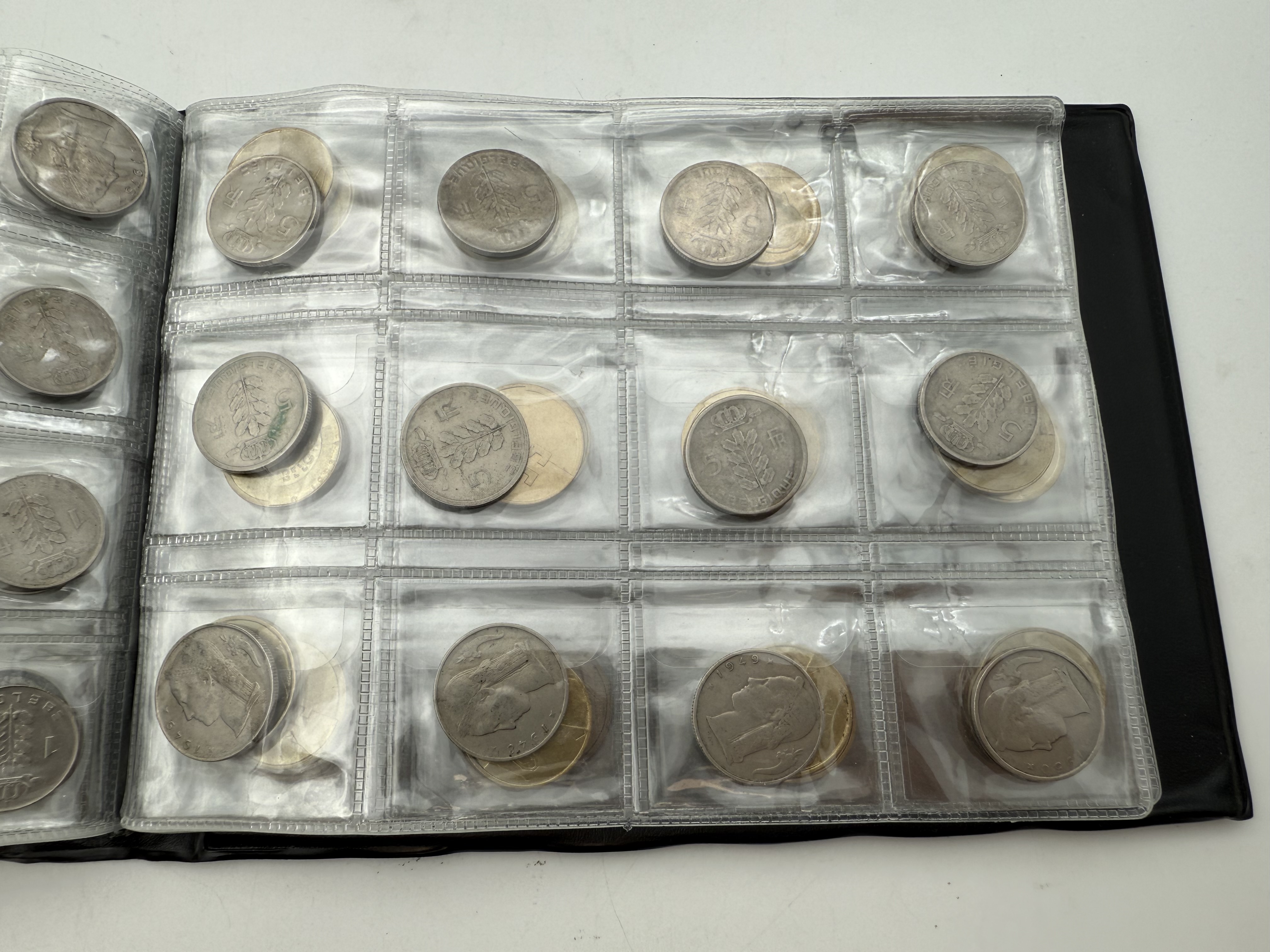 Belgium - A collection of several hundred coins arranged in a special coin album, various conditions and years - 1 16