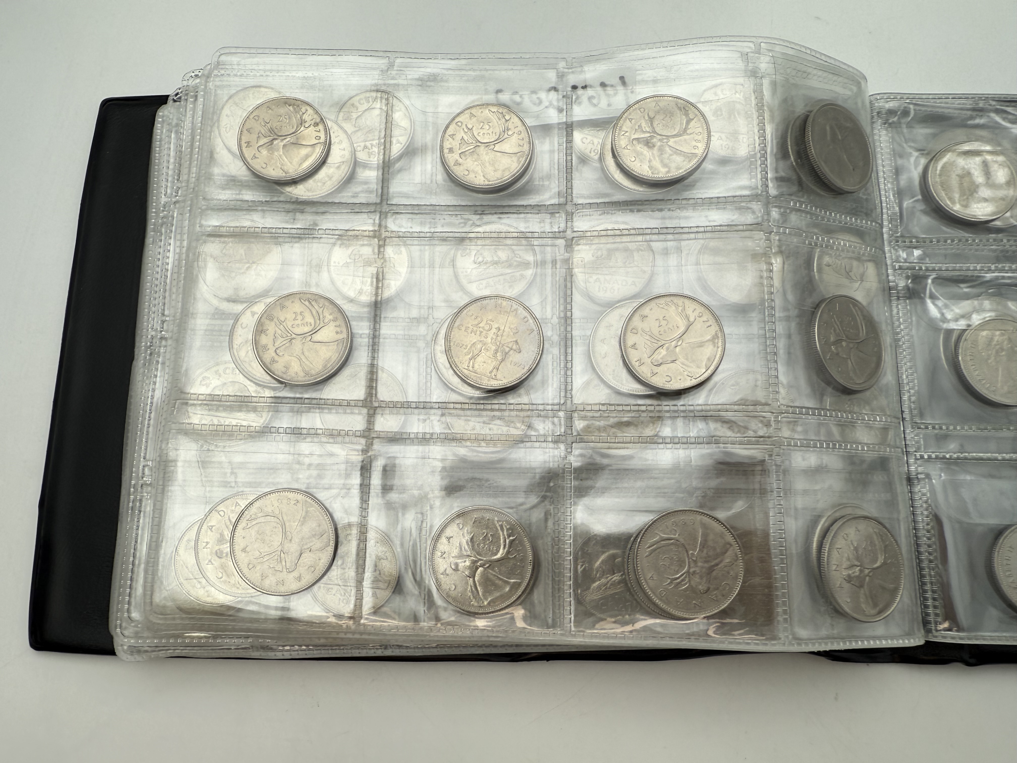 Canada - A collection of several hundred coins arranged in a special coin album, various conditions and years - 1 19
