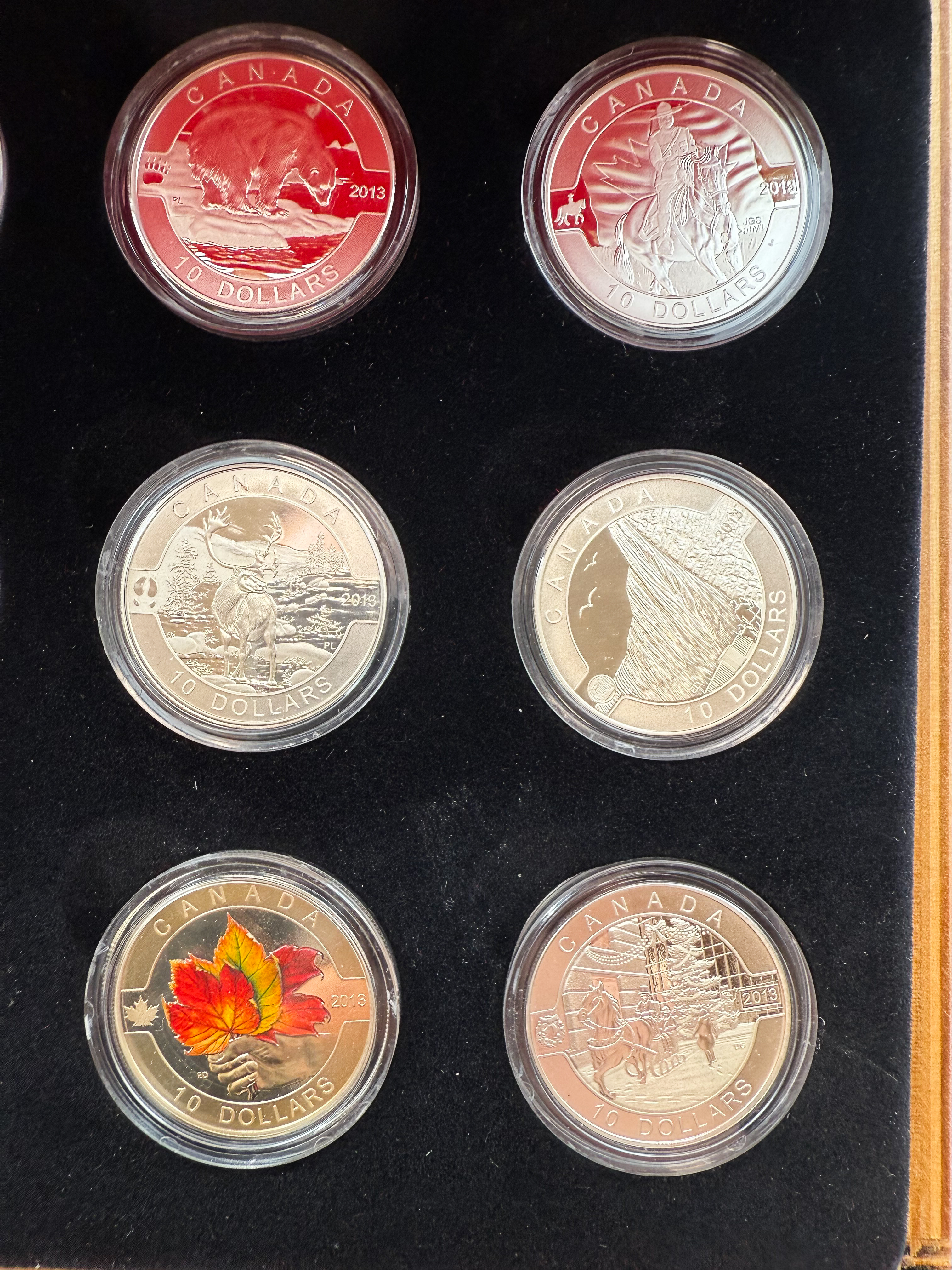 Canada - 12 Coins of 10 Dollars 2013, Pure Silver Set with Display Case - Silver 999, Total 190.44g (6.12 OZ), 34mm - 1 2