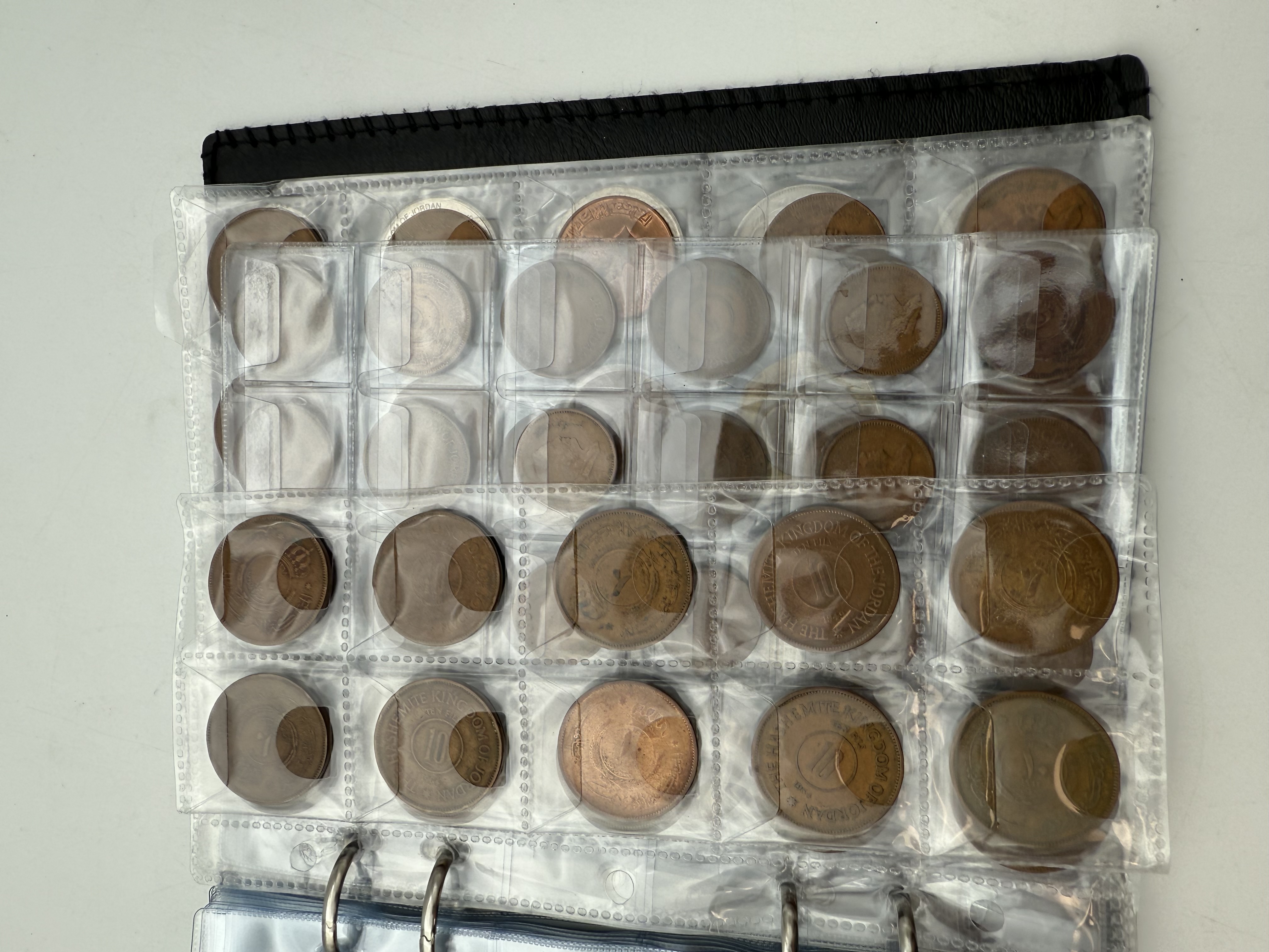 Egypt / Jordan - A collection of several hundred coins arranged in a special coin album, various conditions and years - 1 23
