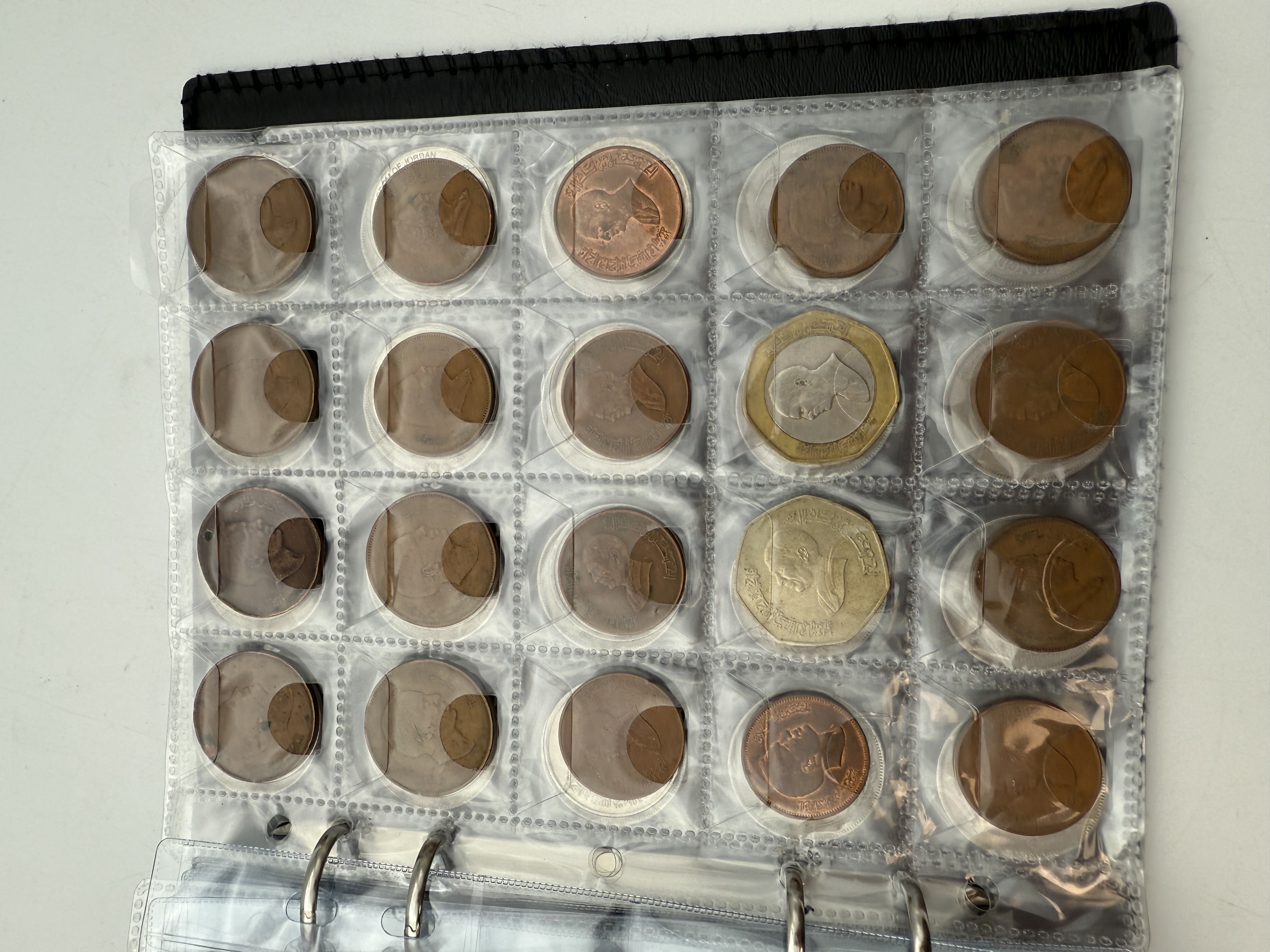 Egypt / Jordan - A collection of several hundred coins arranged in a special coin album, various conditions and years - 1 29