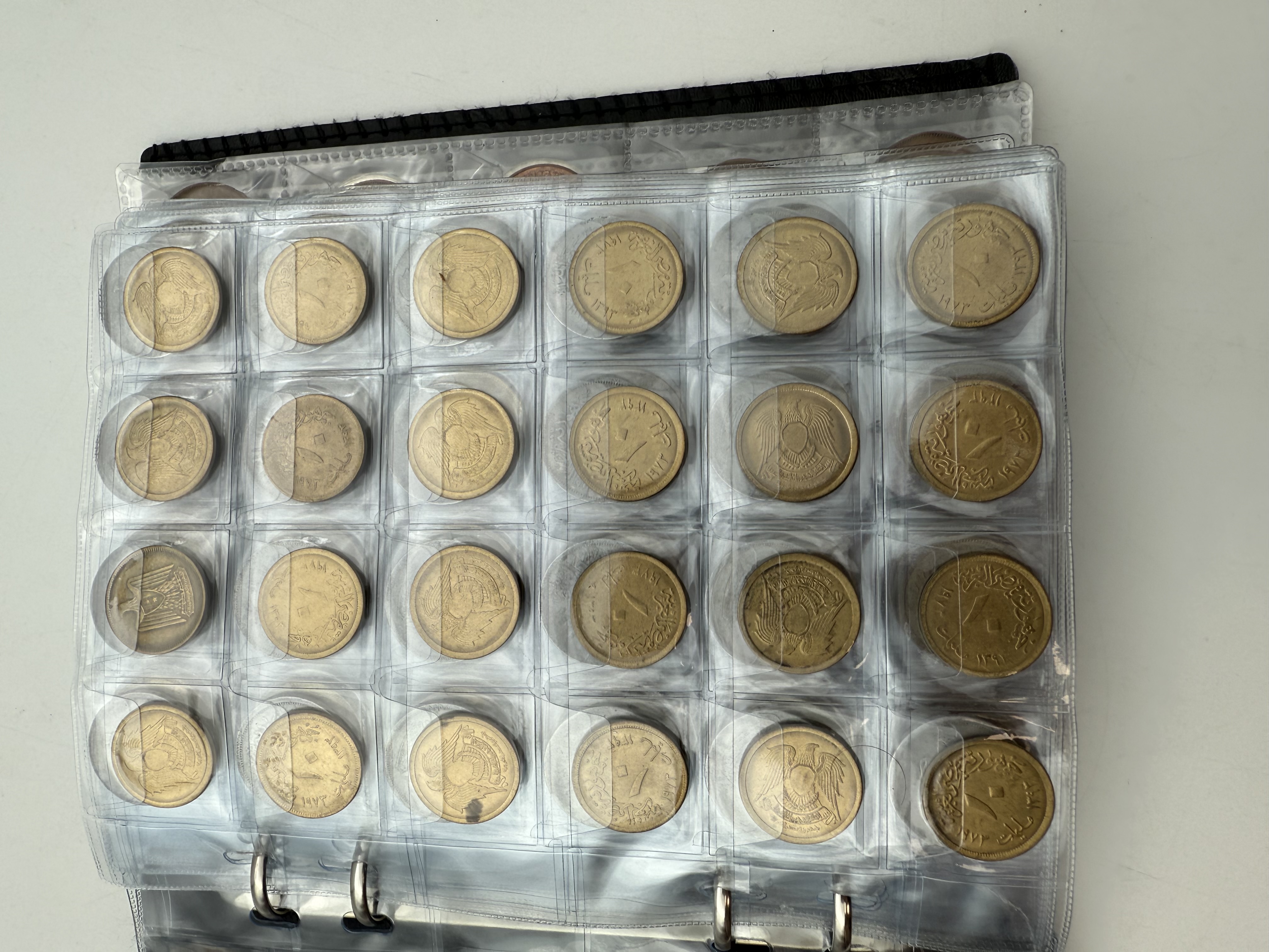 Egypt / Jordan - A collection of several hundred coins arranged in a special coin album, various conditions and years - 1 37
