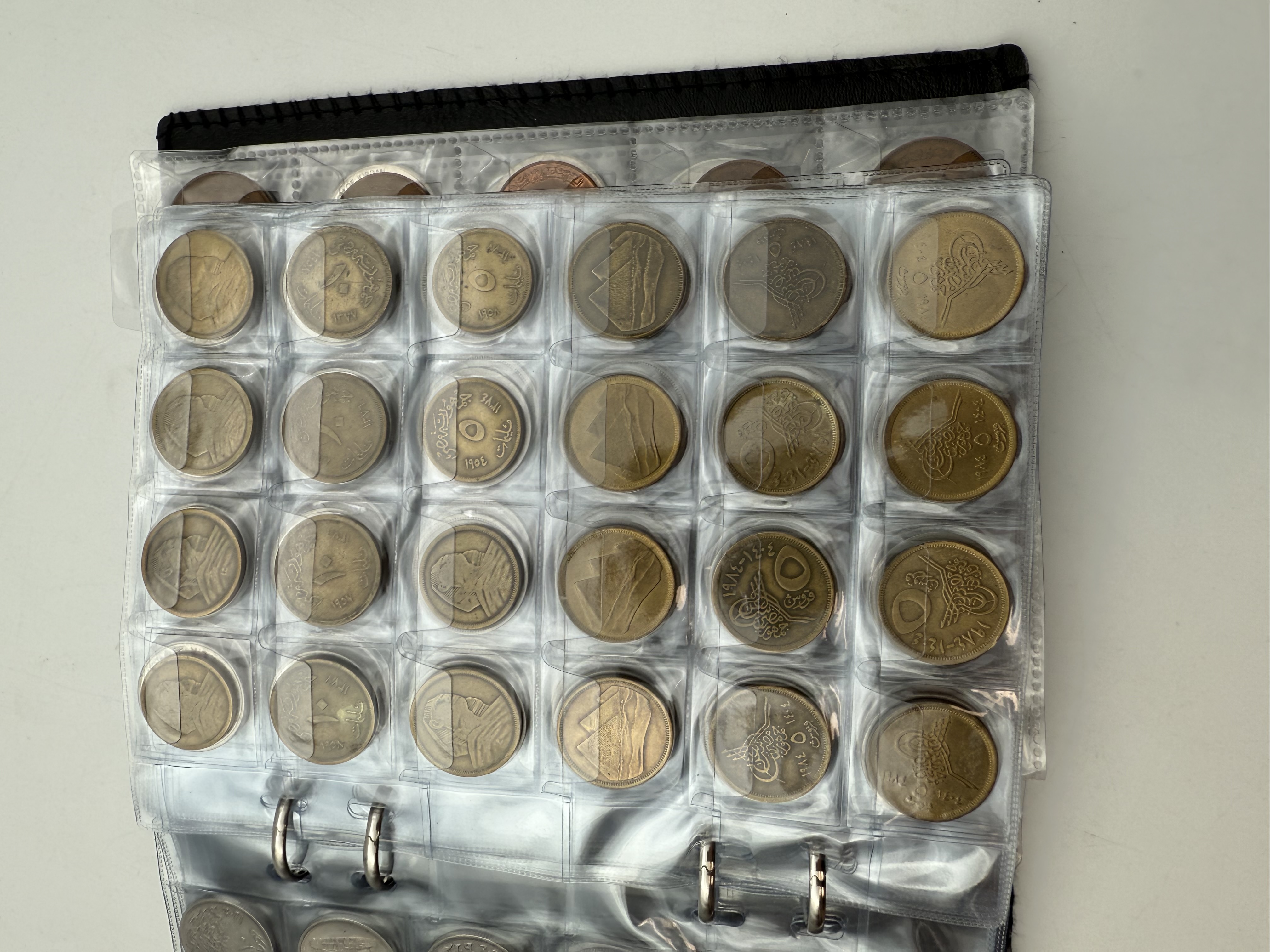 Egypt / Jordan - A collection of several hundred coins arranged in a special coin album, various conditions and years - 1 5