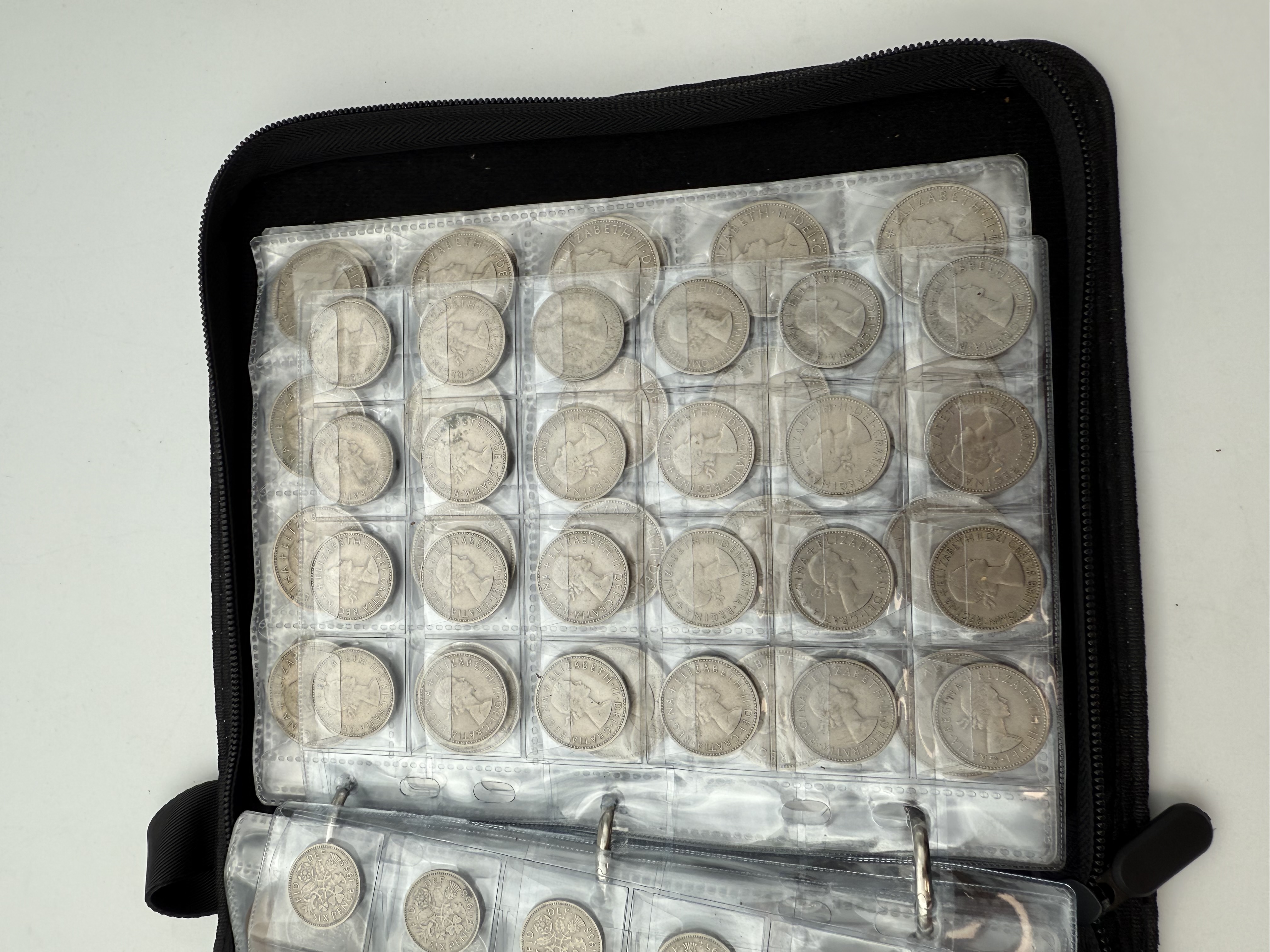 England / Great Britain - A collection of several hundred coins arranged in a special coin album, various ... - 1 16