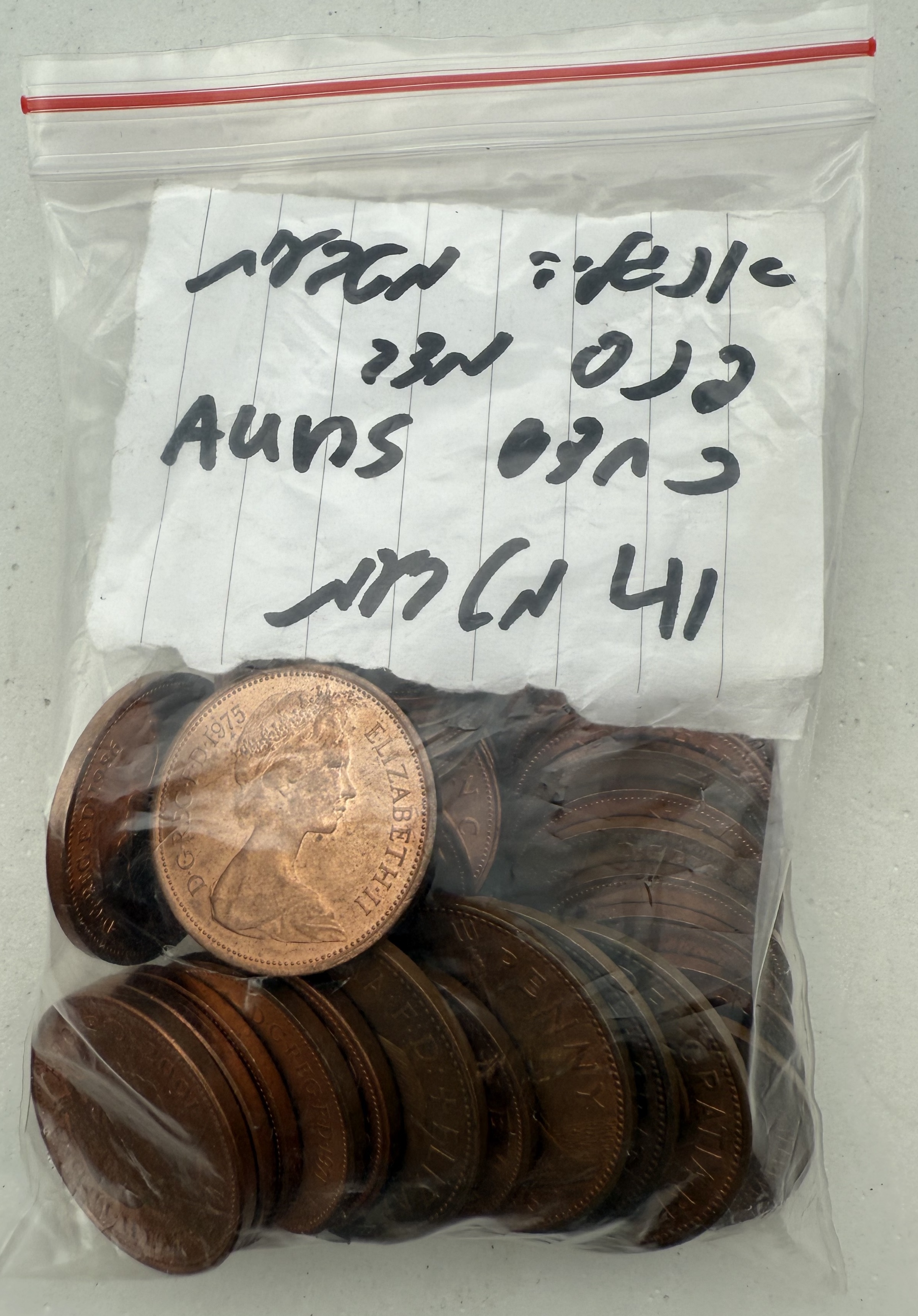 England / Great Britain - Lot of 51 coins, 30 Coins of 2 Pence, different years and 21 coins of 1 Pound - 1 12