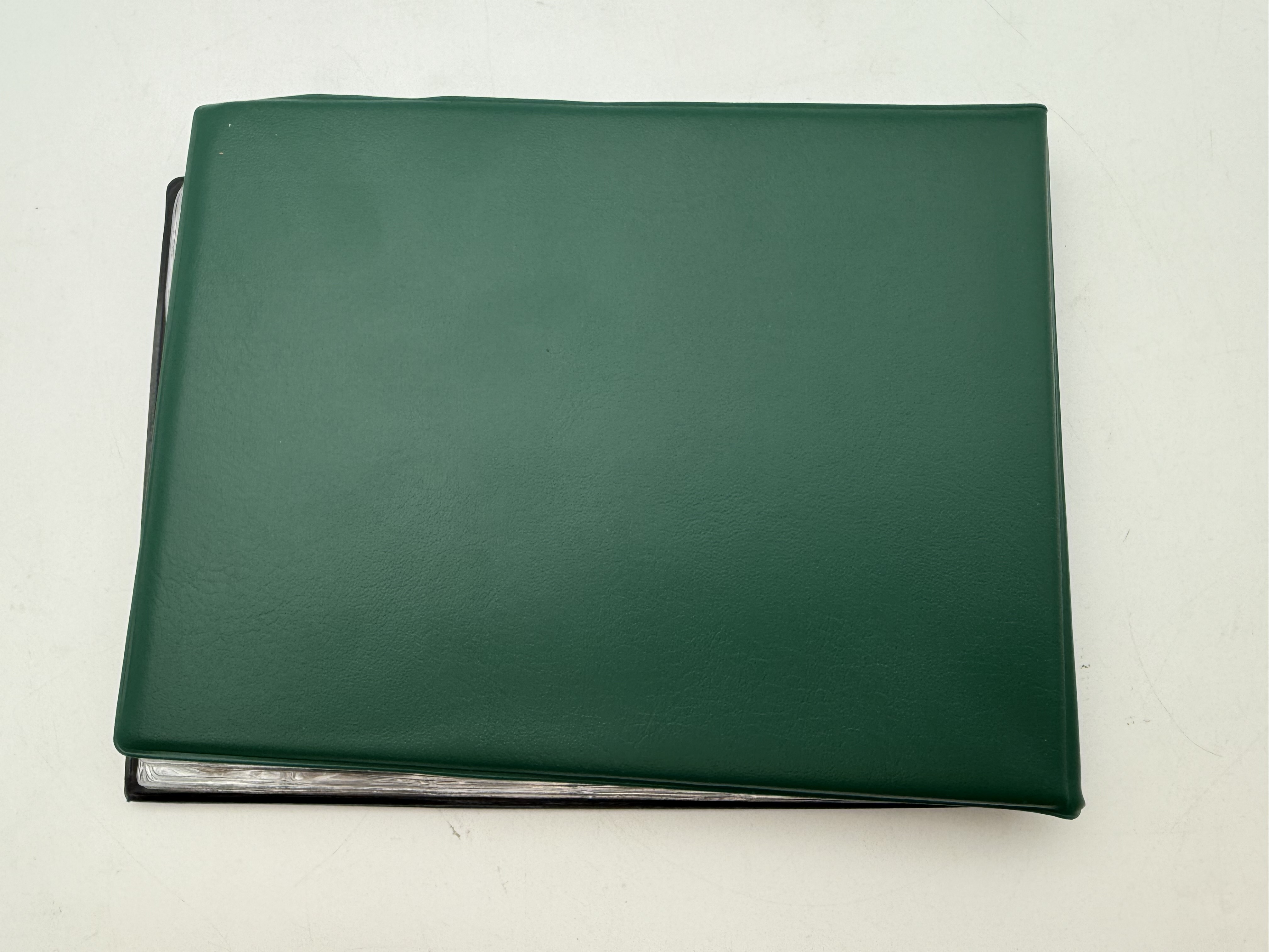 Hong Kong - A collection of several hundred coins arranged in a special coin album, various conditions and years - 1 18