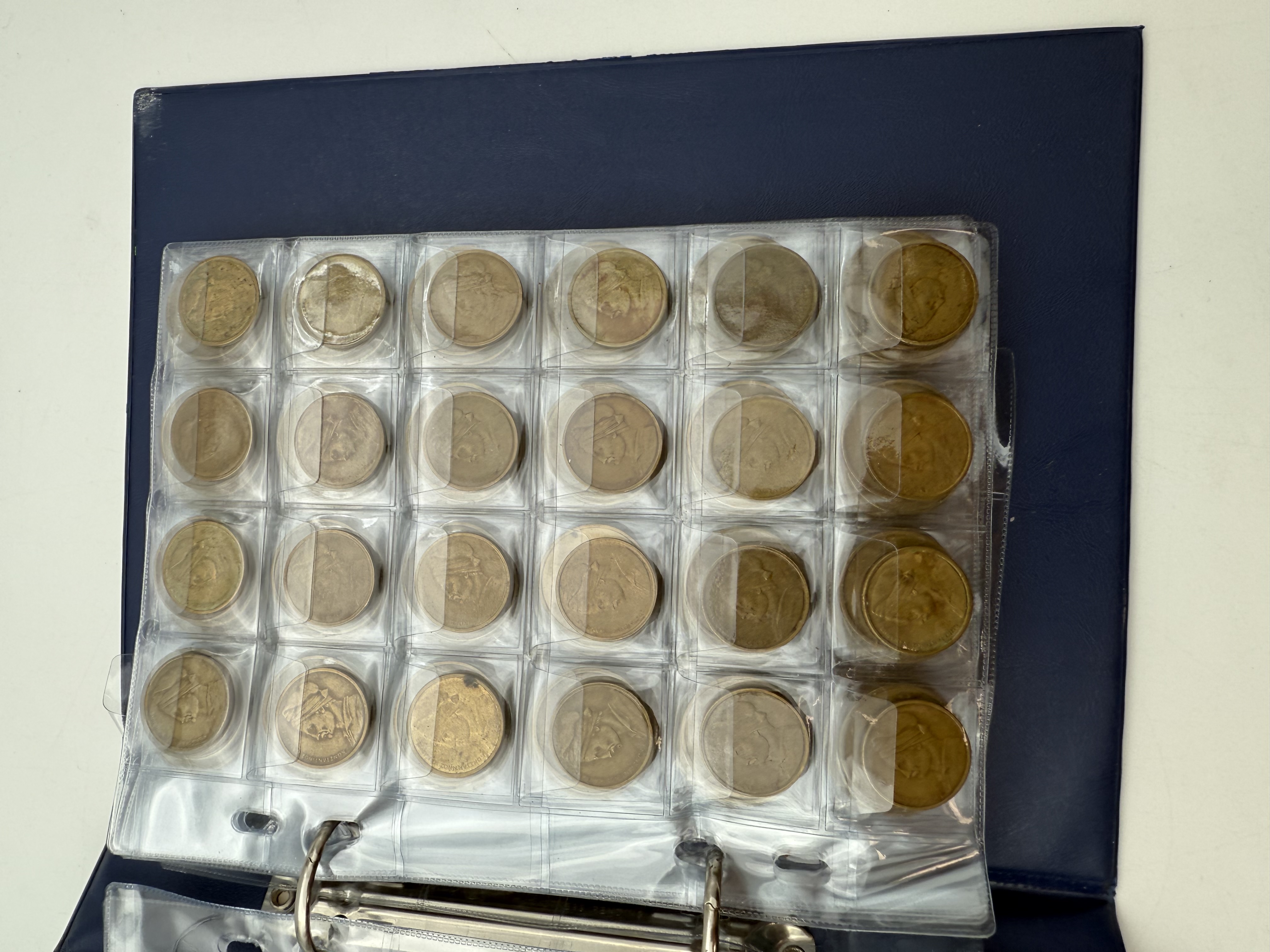 Greece - A collection of several hundred coins arranged in a special coin album, various conditions and years - 1 18