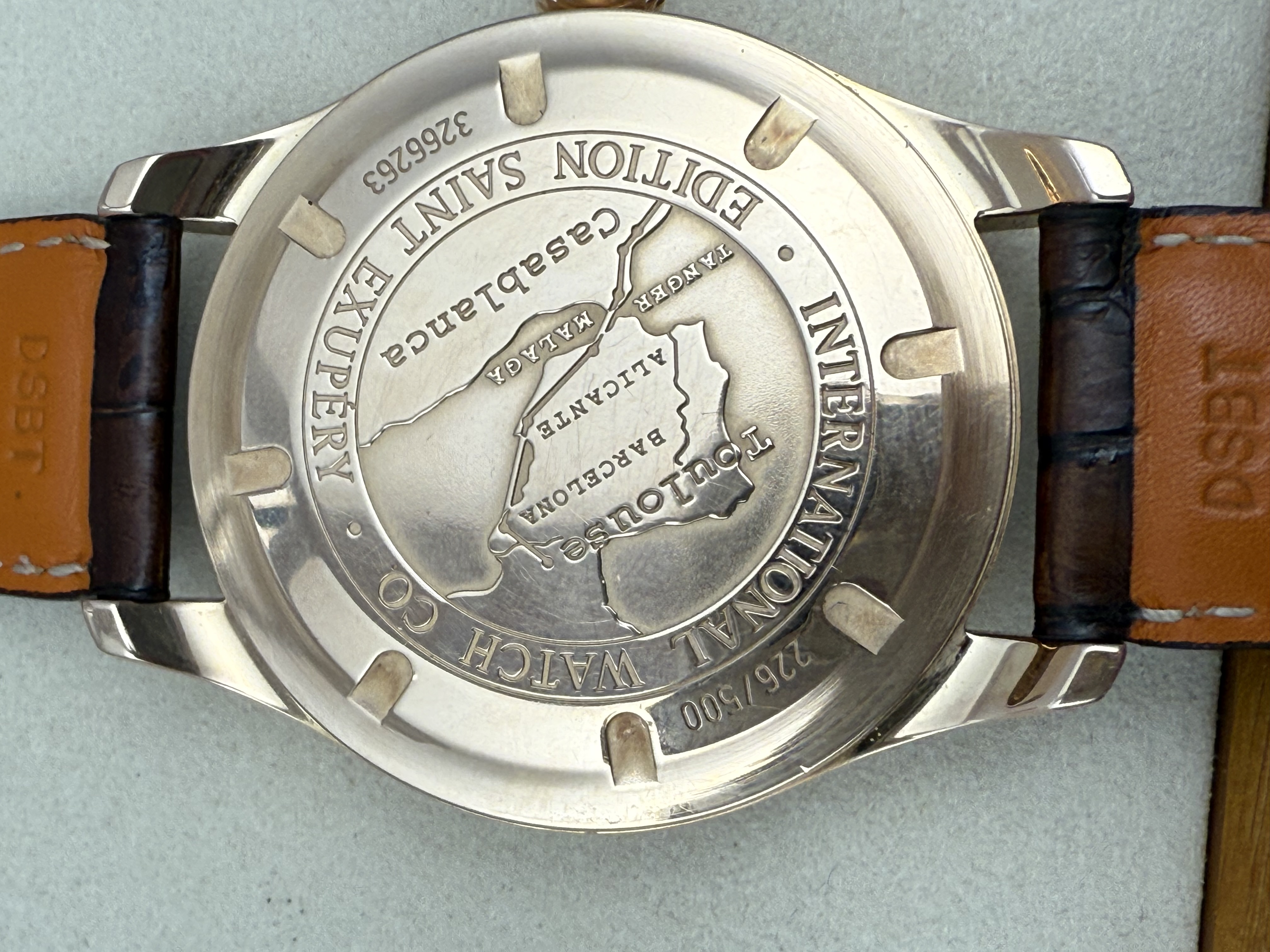 IWC Big Pilot’s Watch Edition “Antoine de Saint Exupéry” Limited edition number: 226/500 18K Rose Gold - 1 3