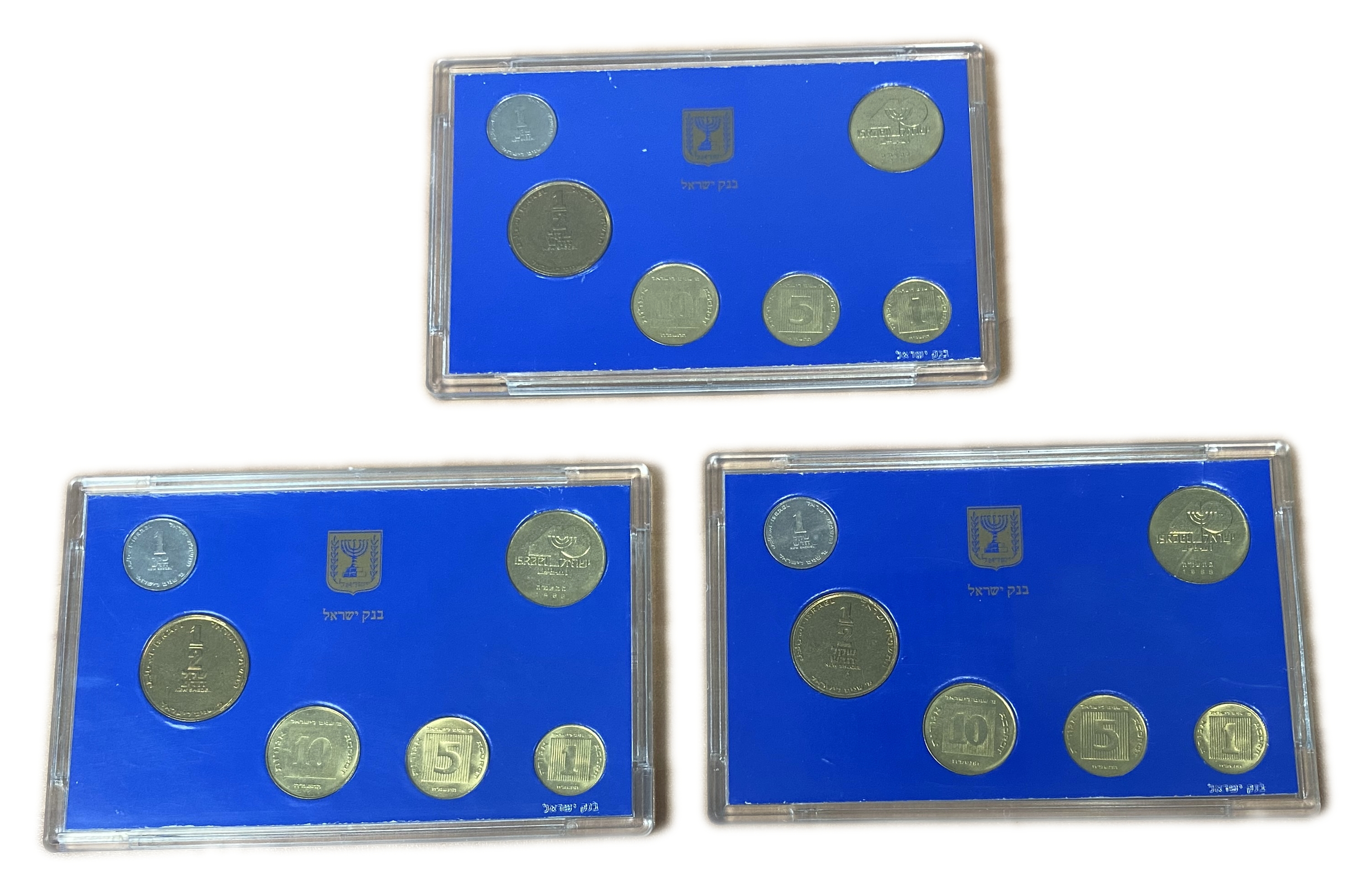 Israel - A collection of 3 sets of coins in honor of the 40th anniversary of the State of Israel, minted with the ... - 1 0