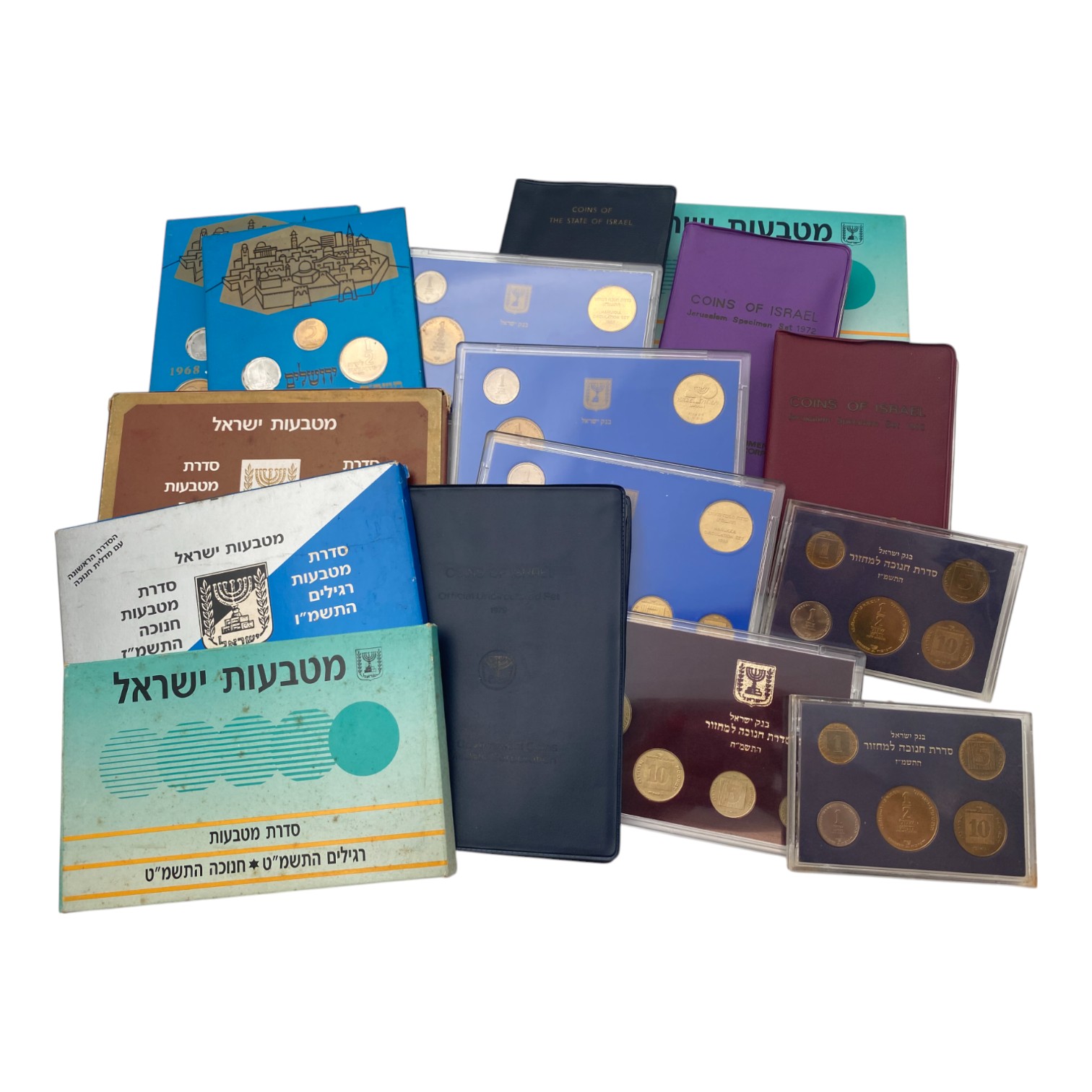 Israel - A very large collection of 16 coin sets from the period of the new pound and shekel, there are several ... - 1 0