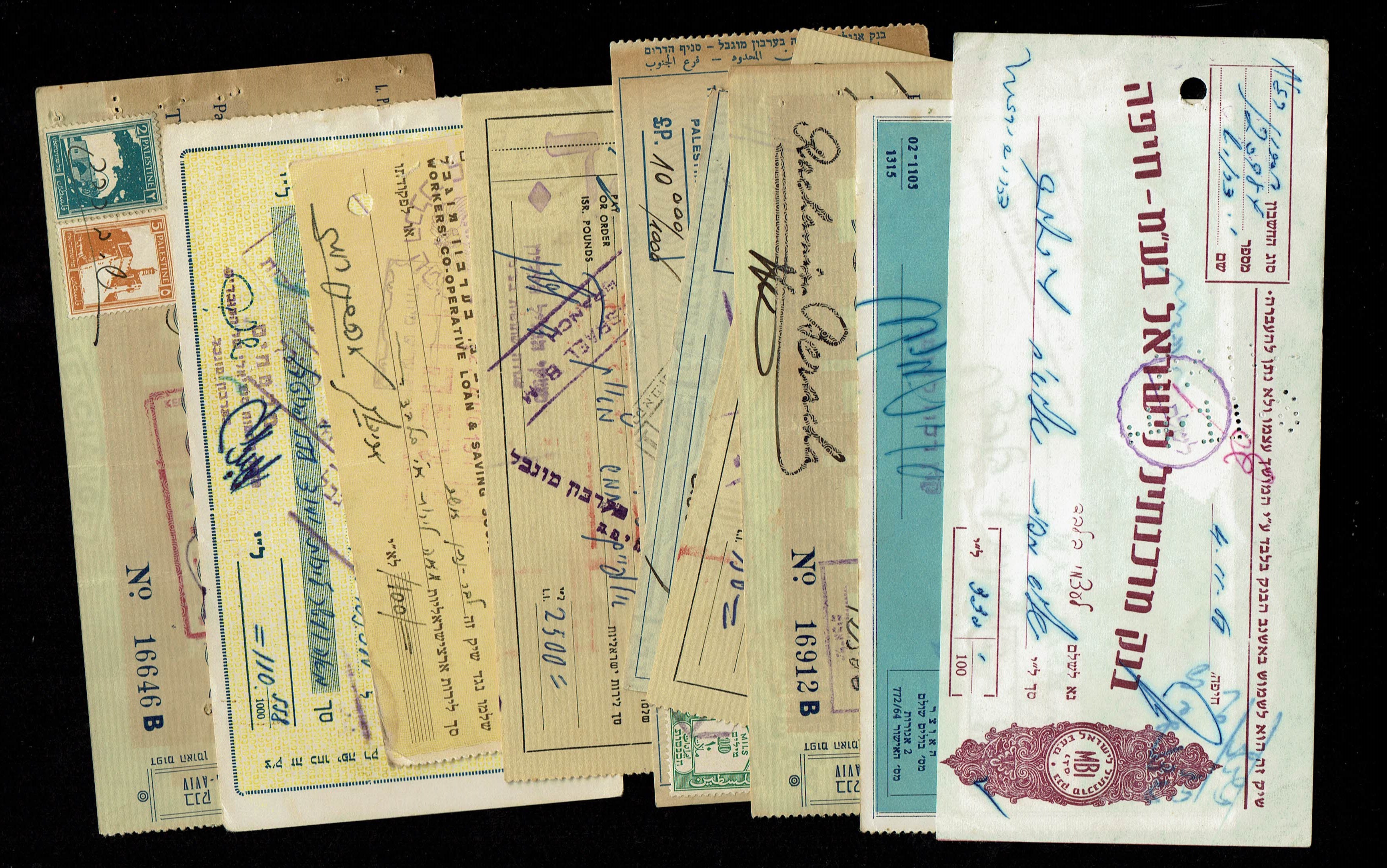 Paper money tokens - Israel and Palestine, a large collection of 20 checks and other documents related to finances ... - 1 1
