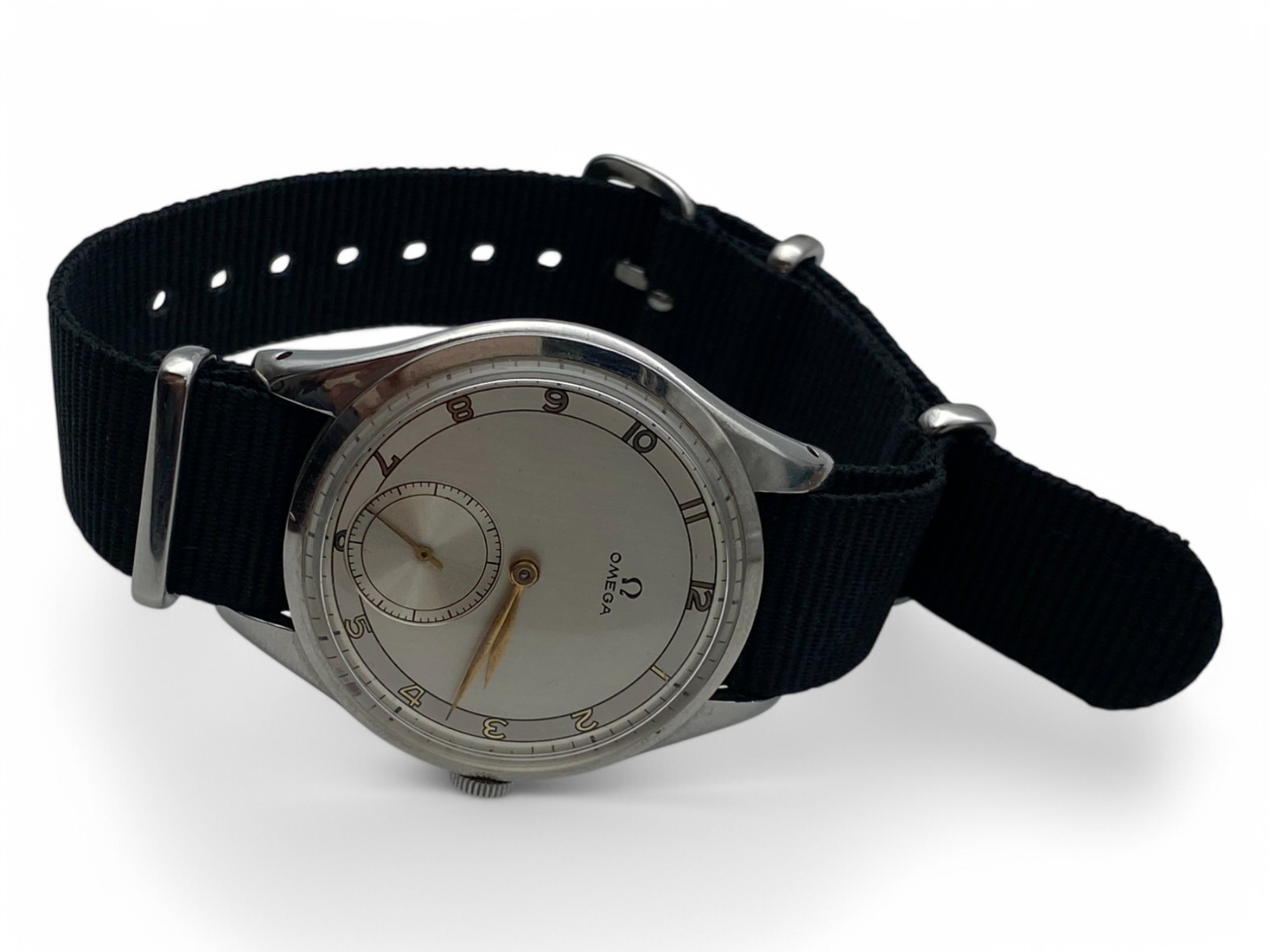 Vintage Omega 2505-10 renewed dial - 1 3