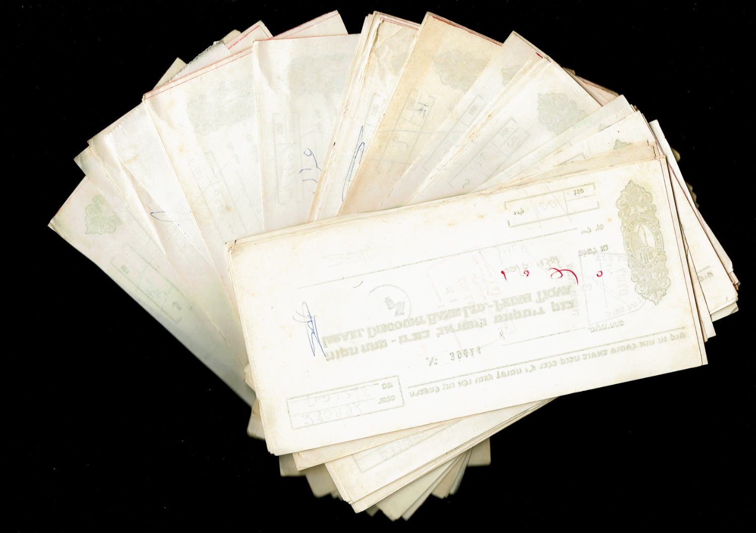 Payment method - Israel - a very large collection of checks - Mercantile Bank, Discount Bank - 1 10