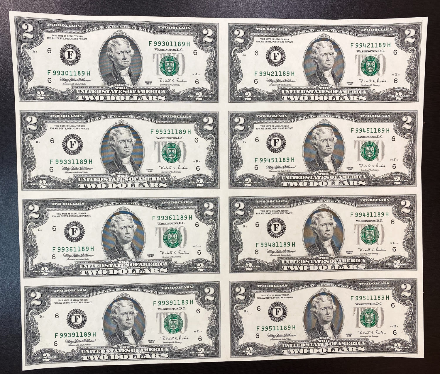 USA - Sheet of 8, 2 Dollars 1995 - XF
Obverse
Portrait of Thomas Jefferson center. ... - 1 0