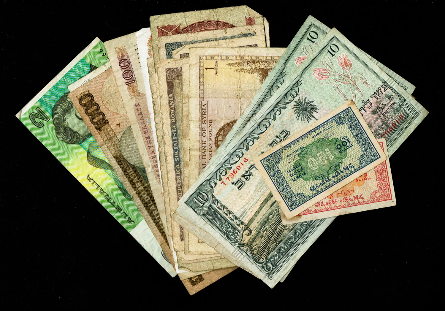 World - a large collection of world banknotes - there are quite a few photos, we recommend going through them all ... - 1 1