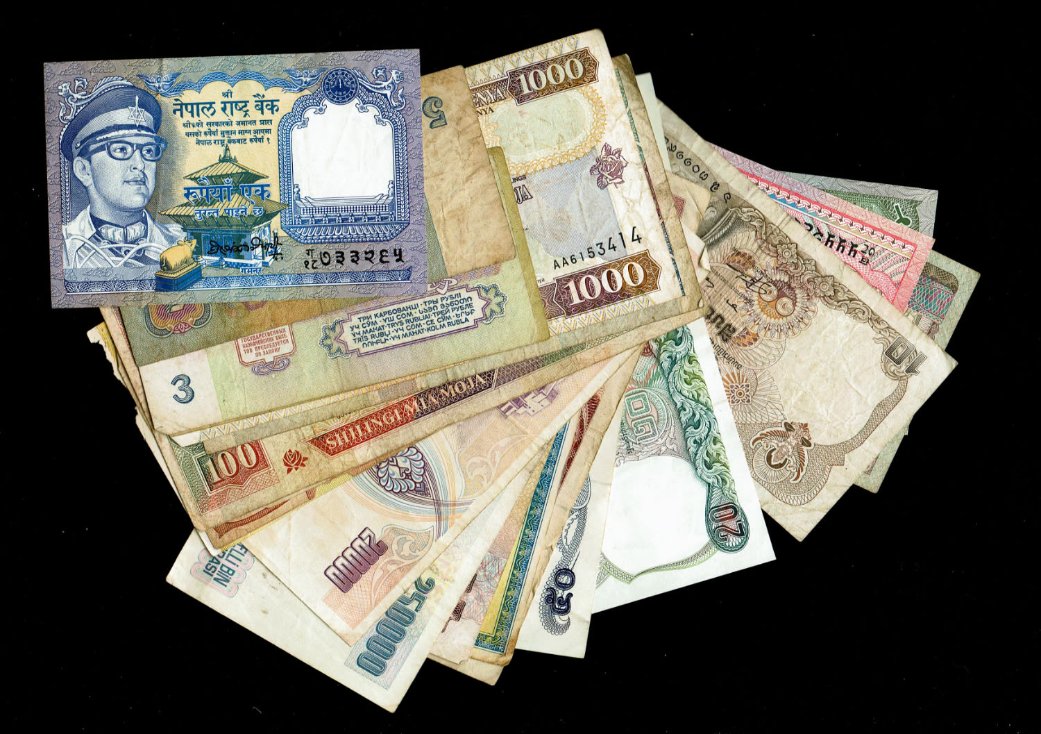 World - a large collection of world banknotes - there are quite a few photos, we recommend going through them all ... - 1 15