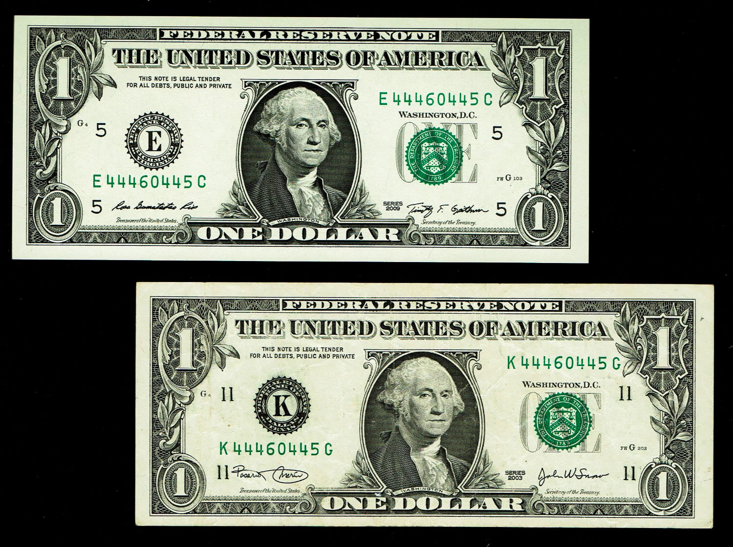 USA - Pair of two 1 Dollar banknotes, 2003, 2009 - Same serial number - VF, UNC
The dollar (or US ... - 1 0