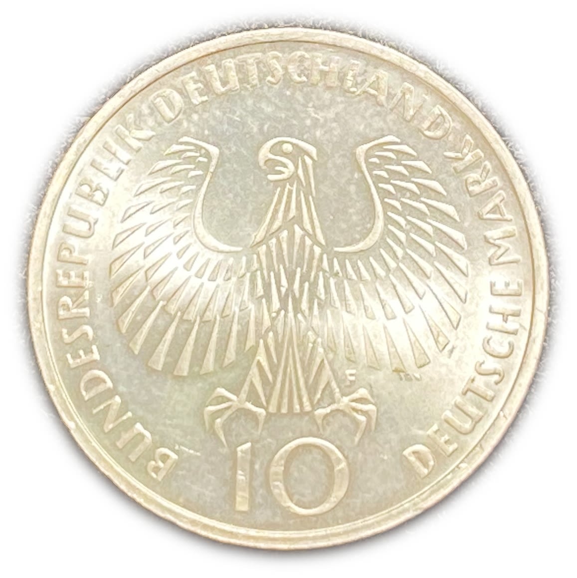 Germany - 10 Mark 1972 - Olympic Games - UNC
Face: An eagle looking left and the mintmark above the ... - 1 1