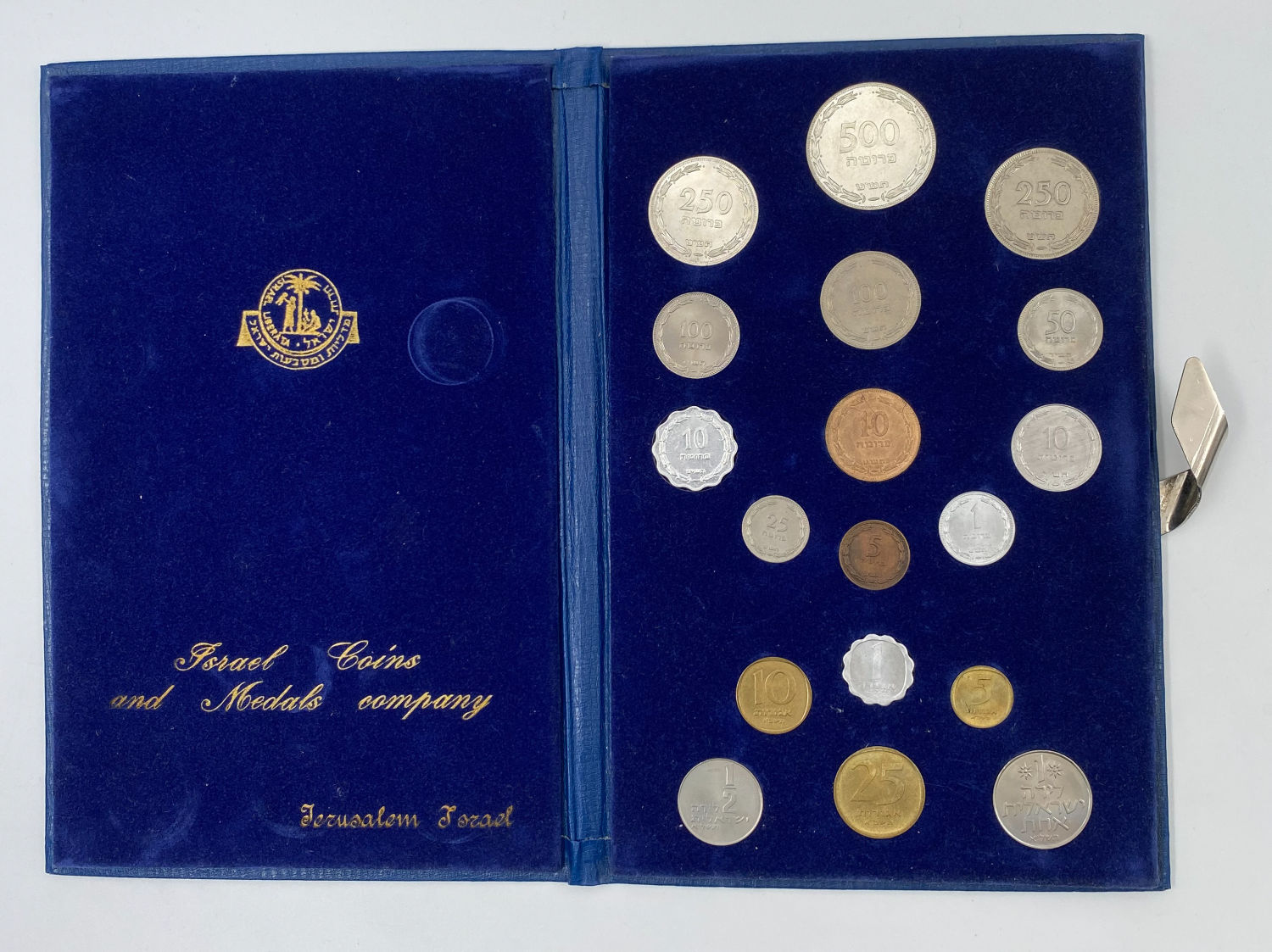 Israel - Pruta and Agora Coin set - 1962 - UNC
Complete type set of 18 Pruta & 1, 5, 10, 25 ... - 1 0