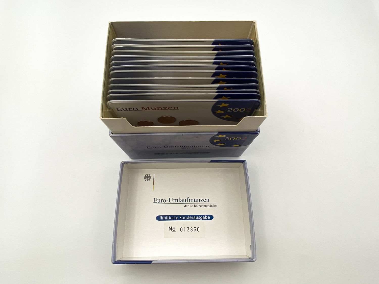 World - Europe - Lot of 12 sets in a special box for coin sets - Eurozone
Germany, Luxembourg ... - 1 0