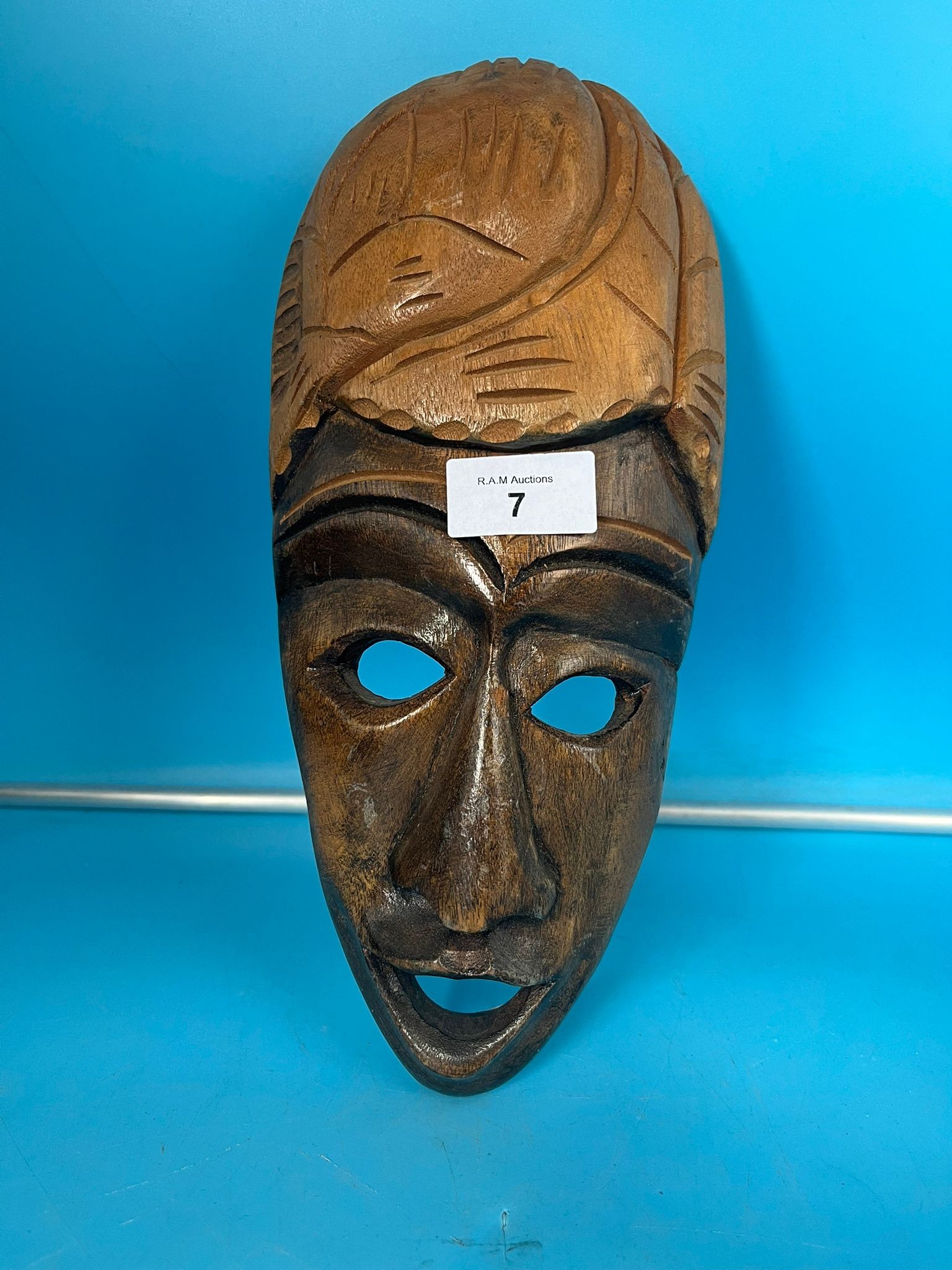 Small Wooden Carved African Mask - 1 0