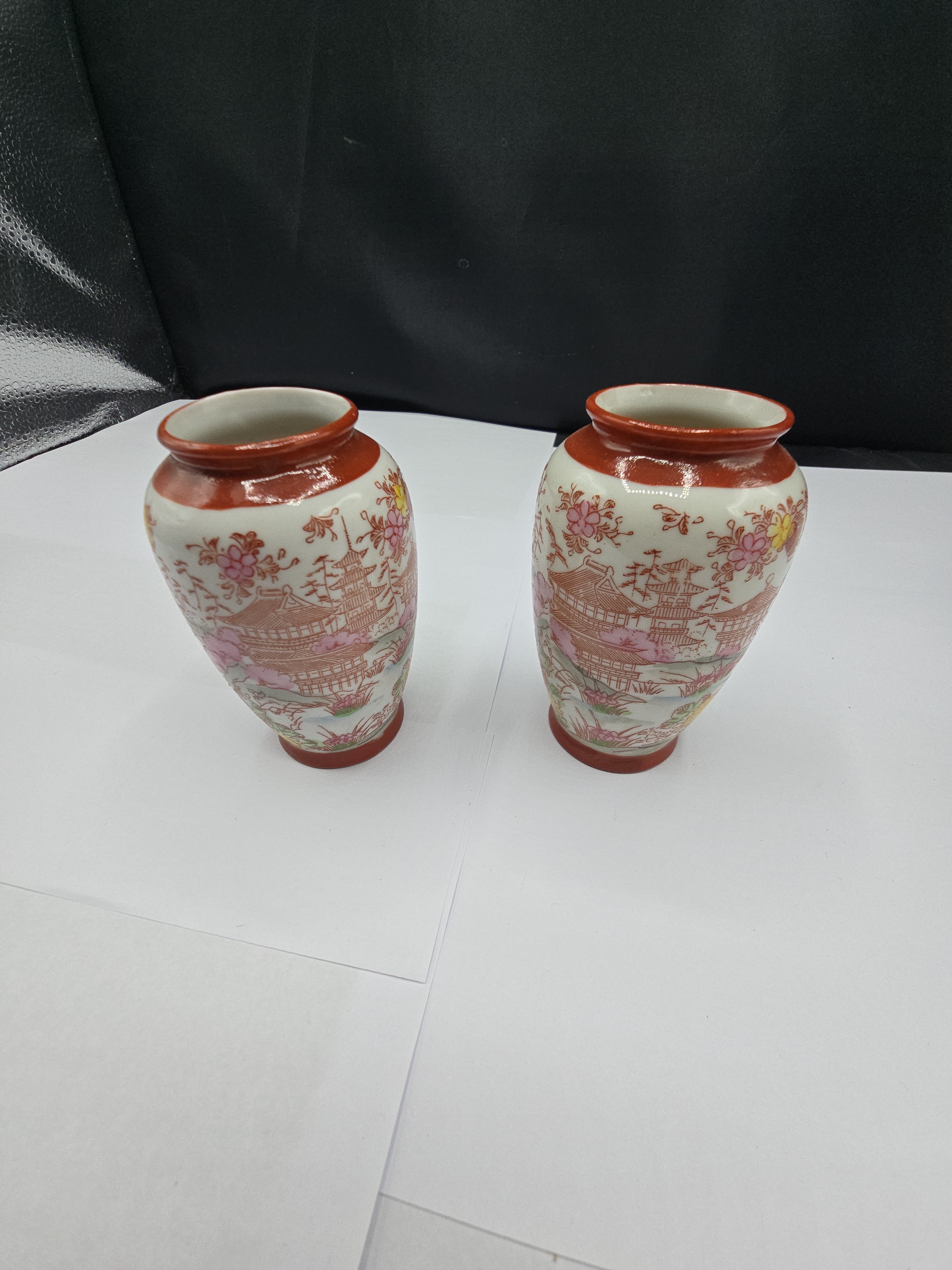 A Pair of Japanese Kutani Style Hand-Painted Porcelain Vases with Geisha and Pagoda Decoration - 1 1