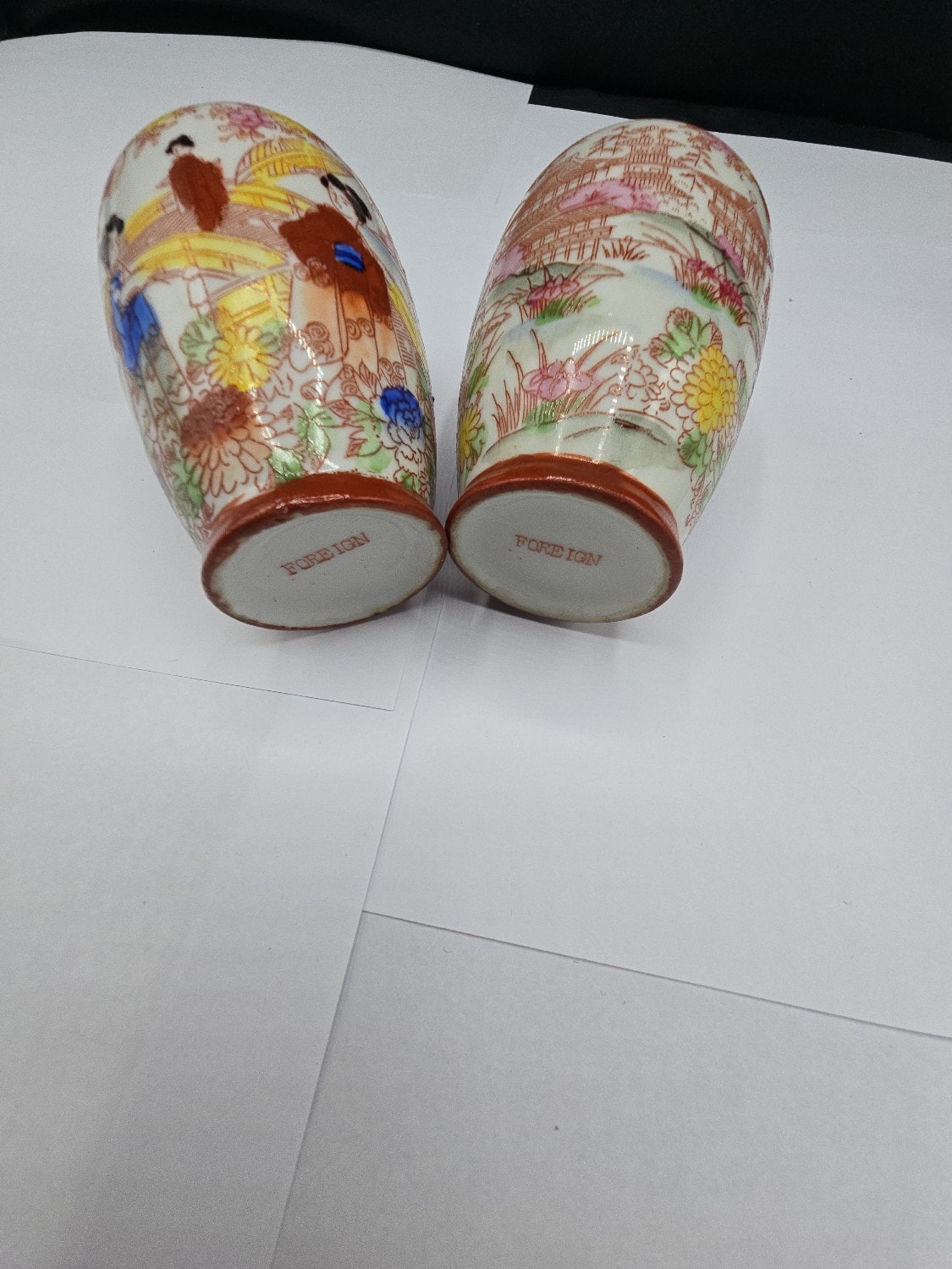 A Pair of Japanese Kutani Style Hand-Painted Porcelain Vases with Geisha and Pagoda Decoration - 1 2