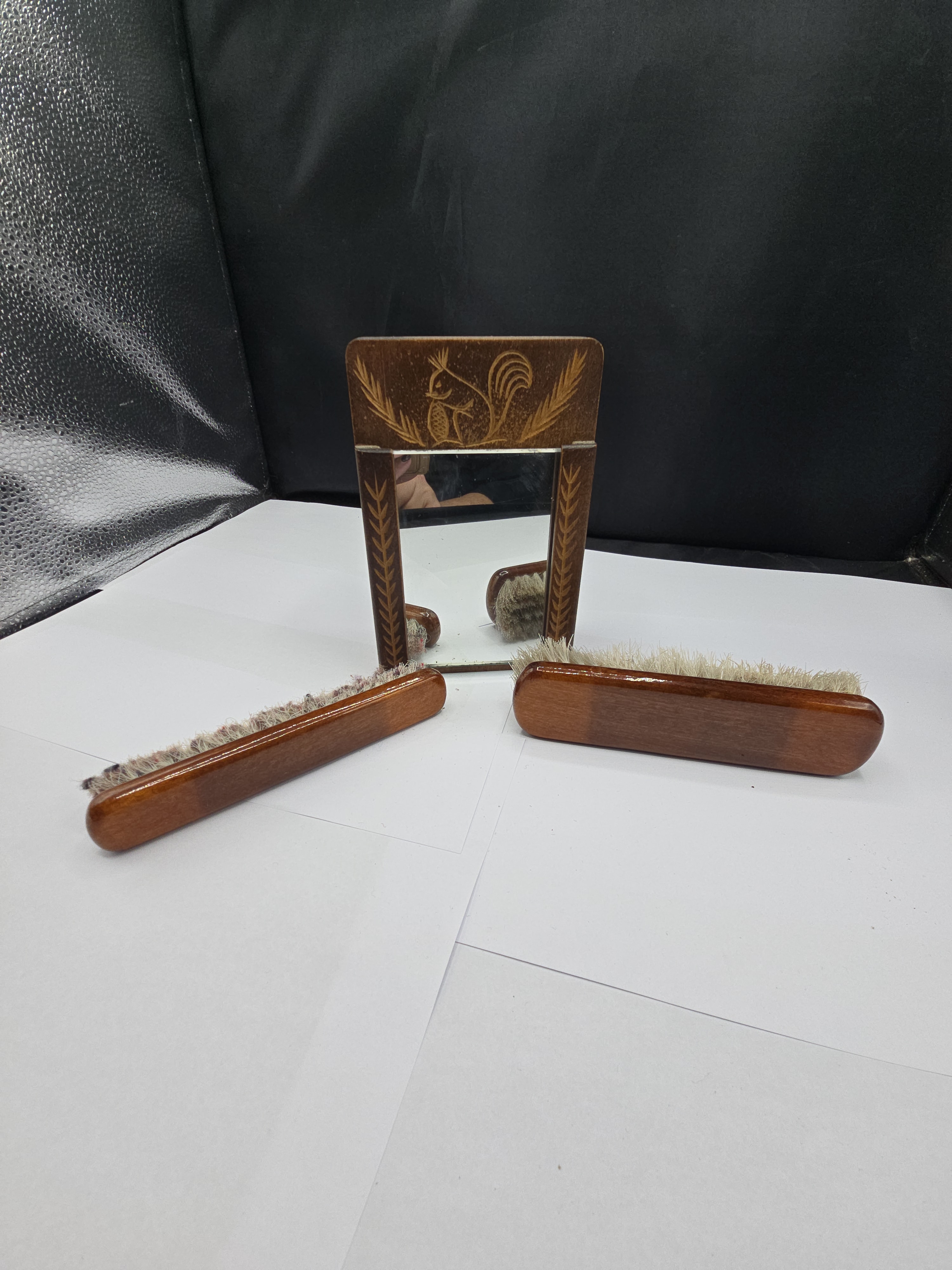 Vintage/Antique Art Wall-Mounted Brush and Mirror Set with Two Brushes With Squirrel Carving - 1 1