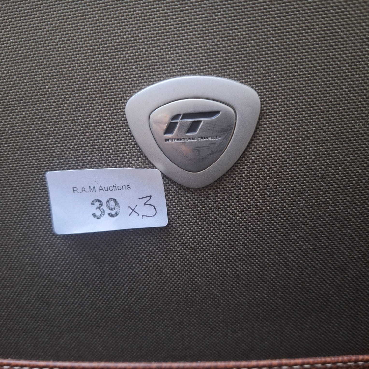 Crown 1950's/60's Cabin Case and a Small Jade Case - 1 2