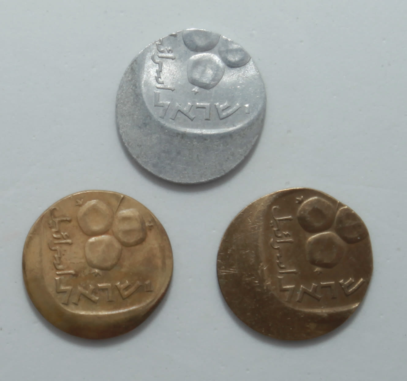 Israel - Lot of 3 coins of 5 Agorot 1960, 1961, 1977 - Mint Error - Off-Center - XF-AU - 1 1