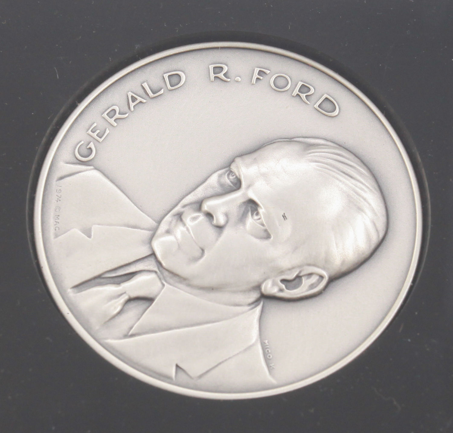 United States - Official Gerald Ford Inauguration Medal Set 4 Piece Silver Bronze Vermeil Case - 1 5