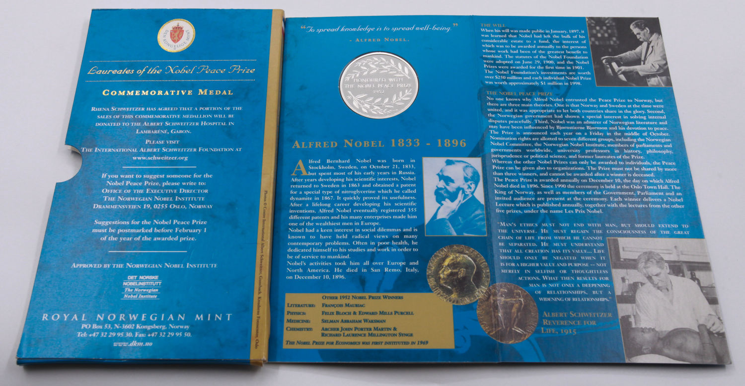 World - Lot of 5 Nobel Prize-winning medals, Menachem Begin, Anwar Sadat, Albert Schweizer, Dali Lama 14 (Tenzin ... - 1 2