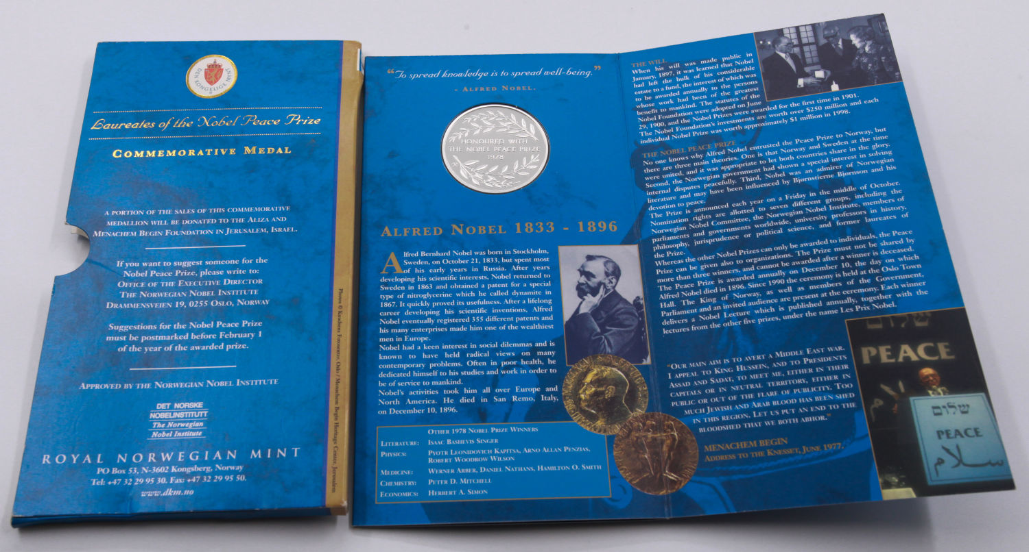 World - Lot of 5 Nobel Prize-winning medals, Menachem Begin, Anwar Sadat, Albert Schweizer, Dali Lama 14 (Tenzin ... - 1 10