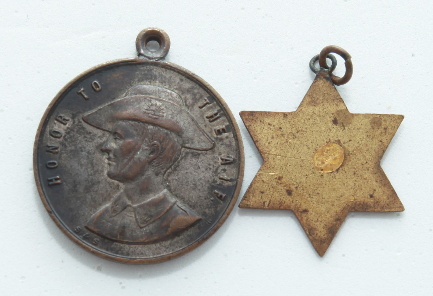 Judaica - The Star of David Medallion - Eastern Europe - MACABBI -1925 Anzac 1918 Honor to AIF medallion Galipoli ... - 1 1