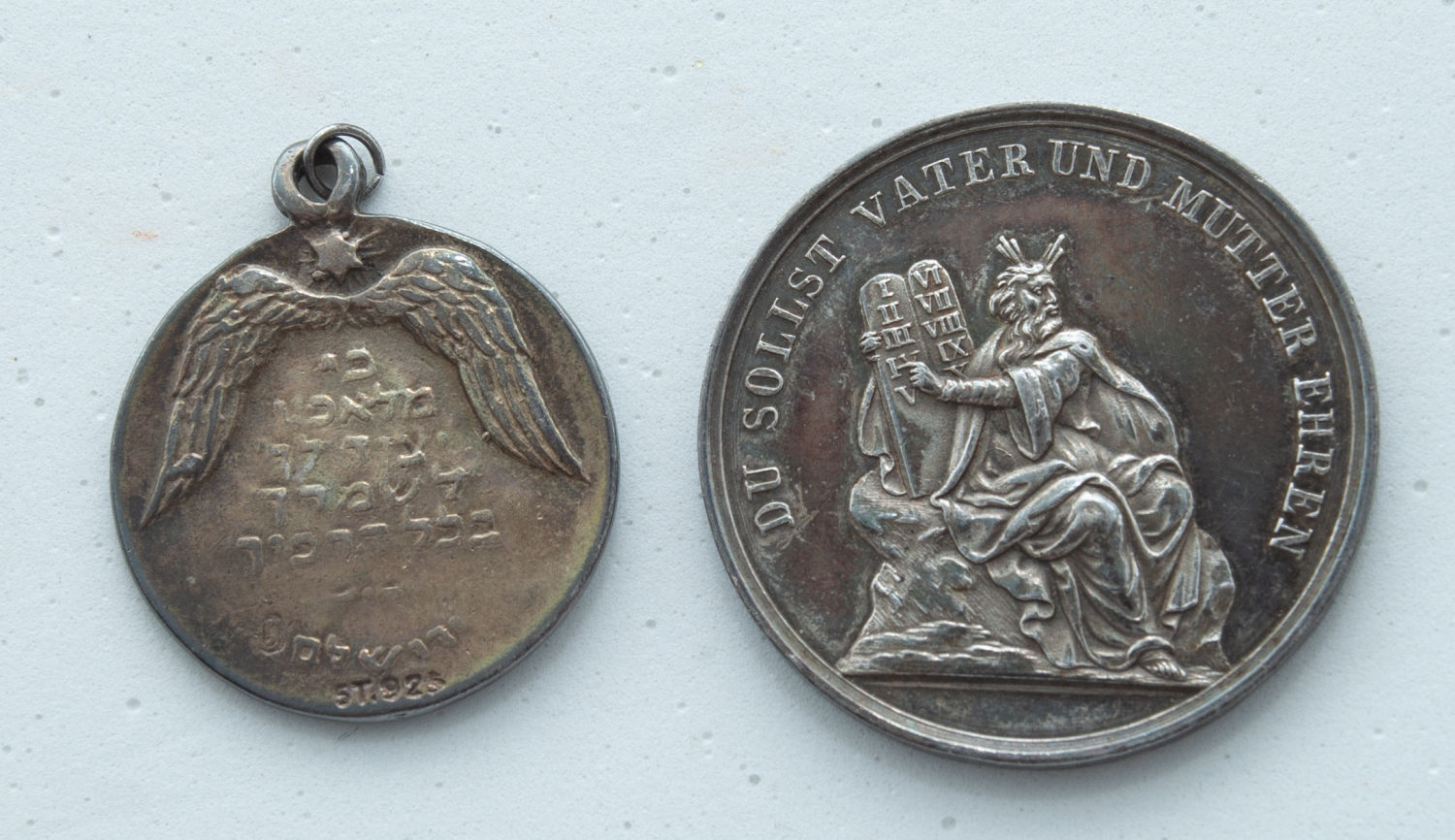 Judaica - Pendant and medal made of silver - 1 1