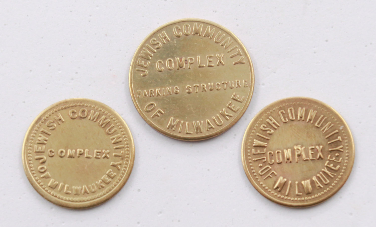 Judaica - 3 different American-Jewish community complex parking tokens - 1 0