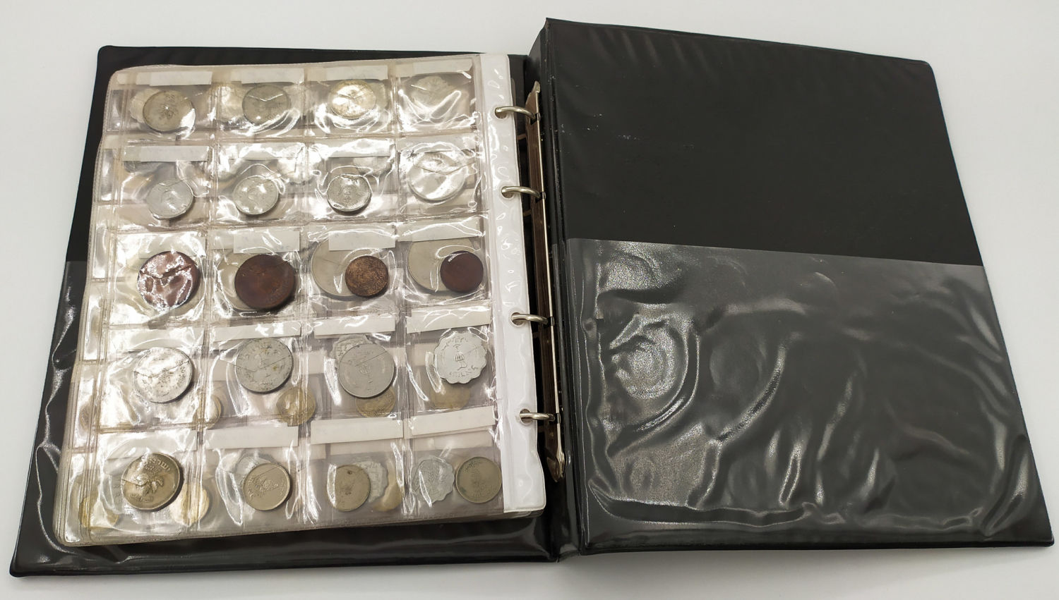 Israel - Israel Coin Album - A variety of Israeli coins, different years