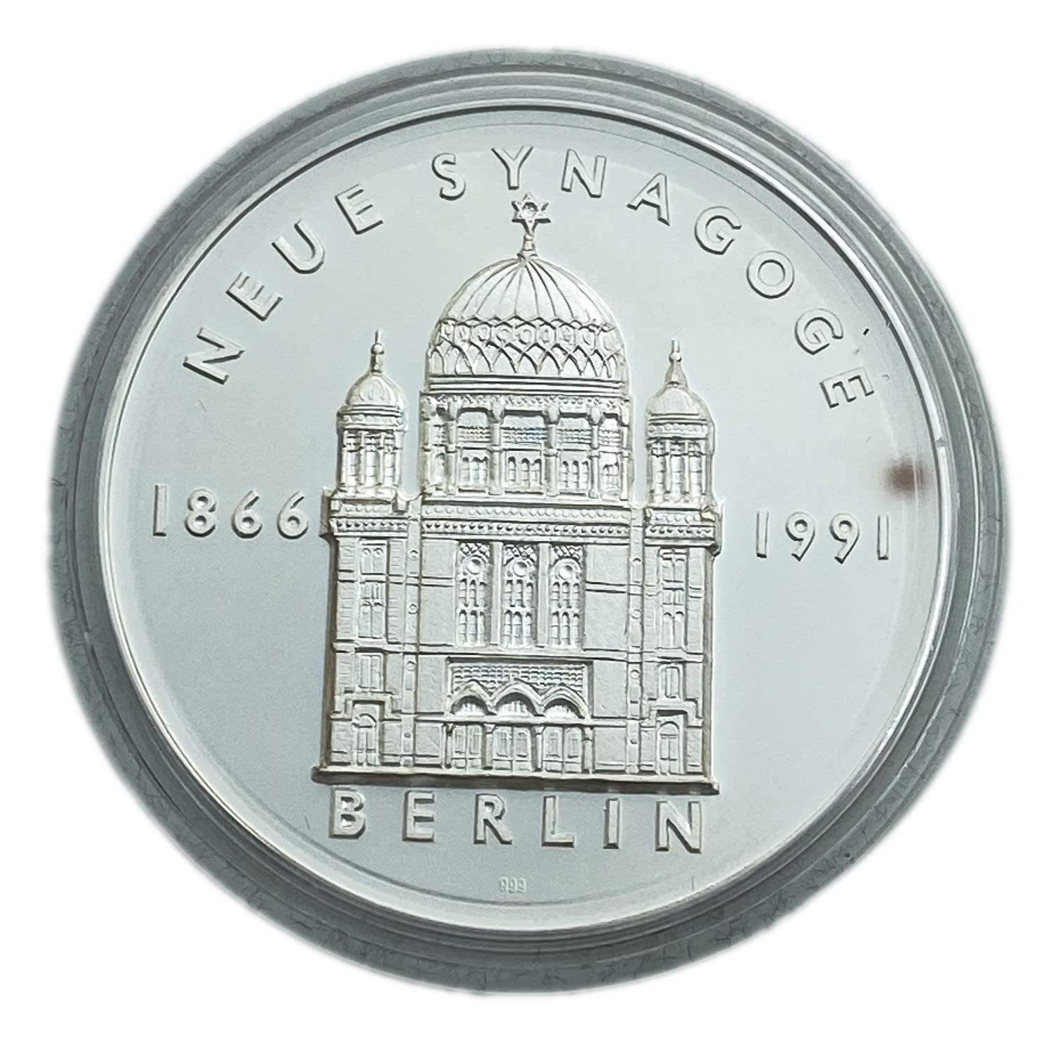 Judaica / Zionisim - A medel to celebrate the new synagogue in Berlin, Germany - 1866-1991
Made ... - 1 1