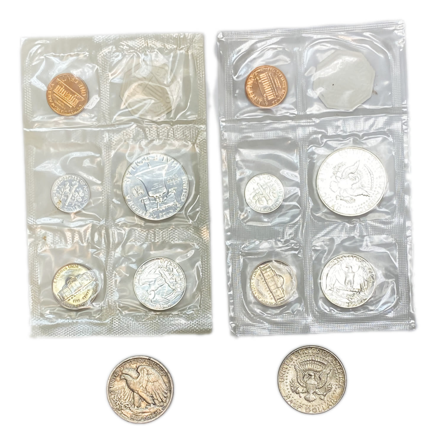 USA - Lot of 14 coins, 12 coins in 2 coin sets and 2 more - some made of silver - different conditions and years - 1 1
