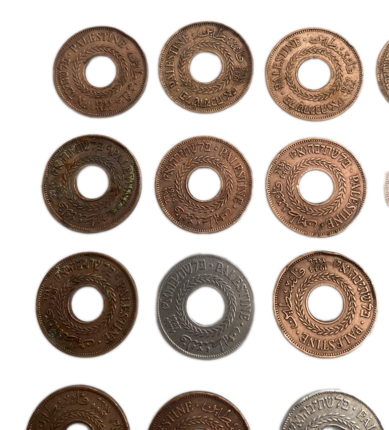 Palestine - Lot of 33 coins of 5 Mils - Different years, were cleaned
MIL, was the Hebrew name of the ... - 1 2