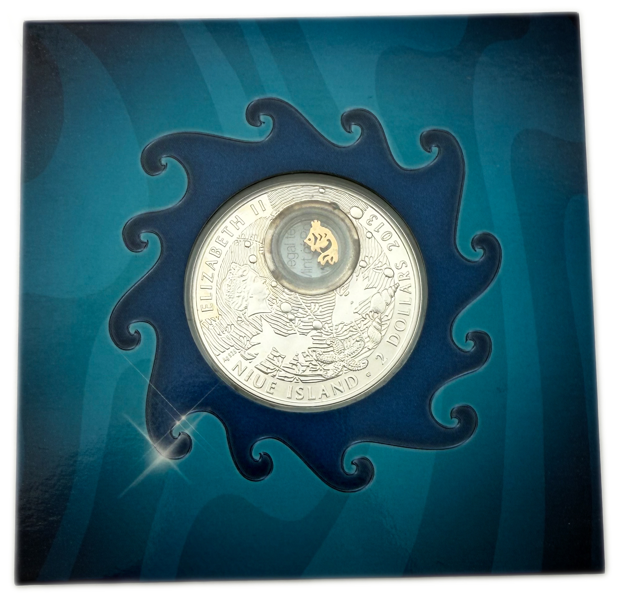 Niue - 2 Dollars 2013 - Elizabeth II, Goldfish - Silver 925, 28.28g (NET 26.16g, 0.84 OZ) 41mm - 1 2