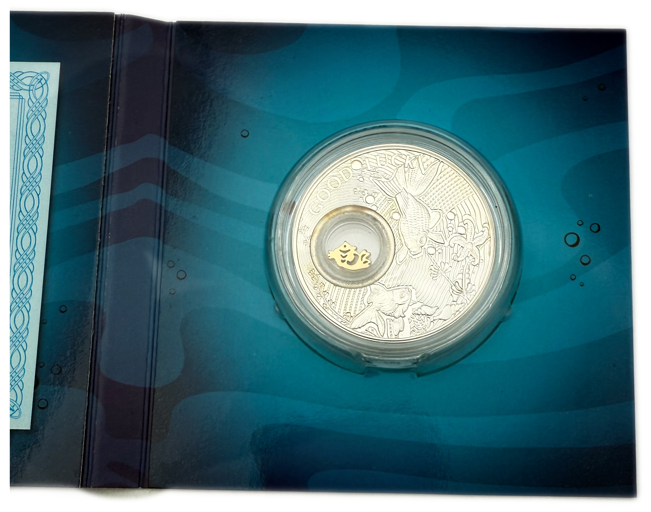 Niue - 2 Dollars 2013 - Elizabeth II, Goldfish - Silver 925, 28.28g (NET 26.16g, 0.84 OZ) 41mm - 1 1