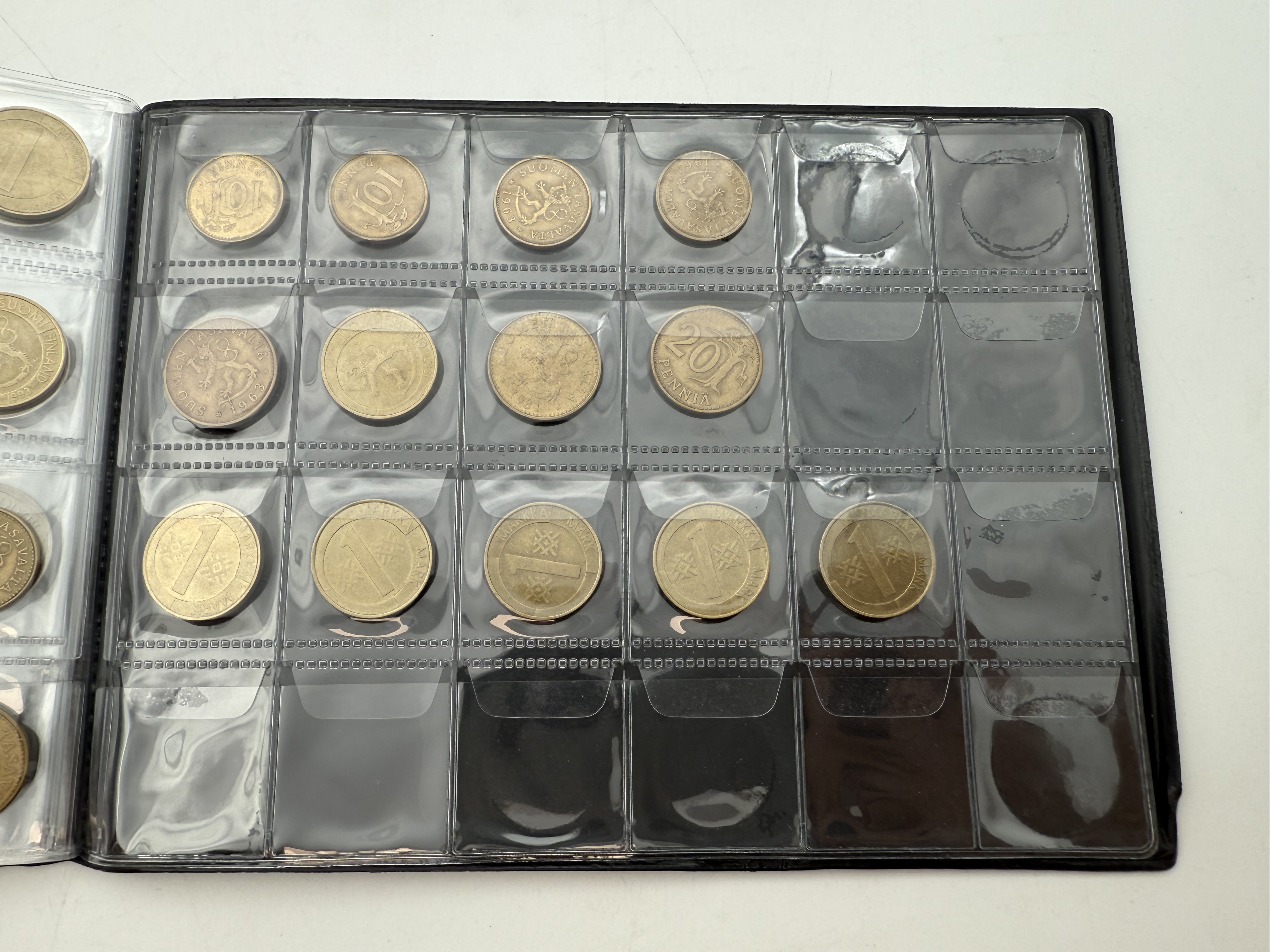 Croatia / Finland - A collection of several hundred coins arranged in a special coin album, various conditions and years - 1 12