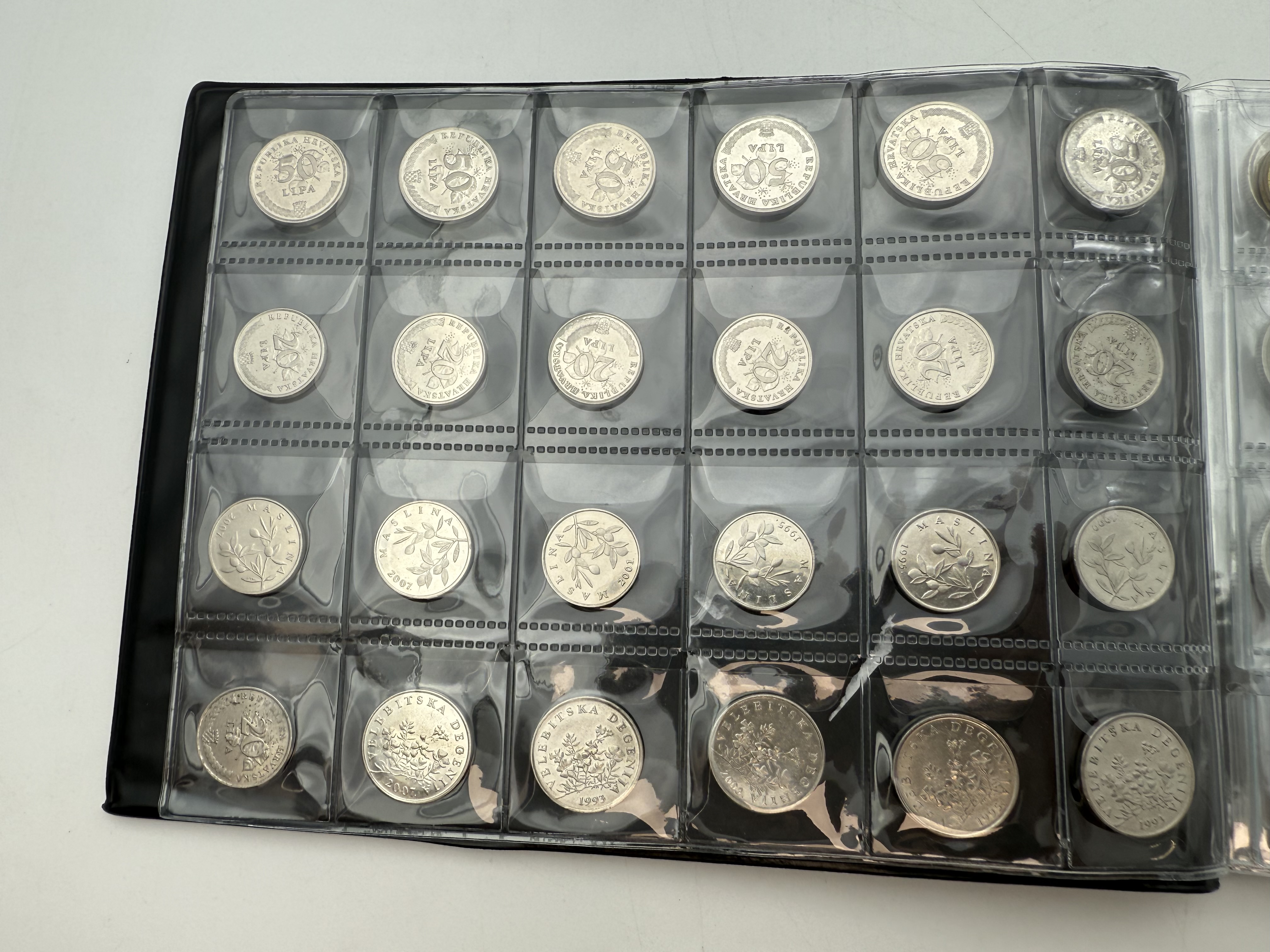 Croatia / Finland - A collection of several hundred coins arranged in a special coin album, various conditions and years - 1 14