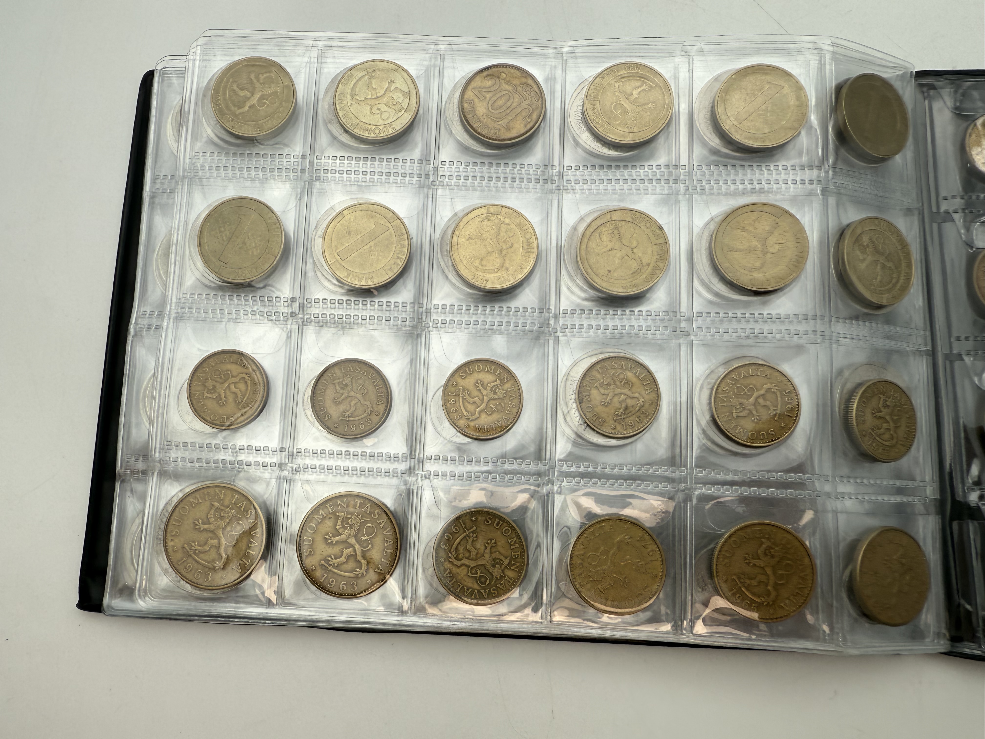Croatia / Finland - A collection of several hundred coins arranged in a special coin album, various conditions and years - 1 10